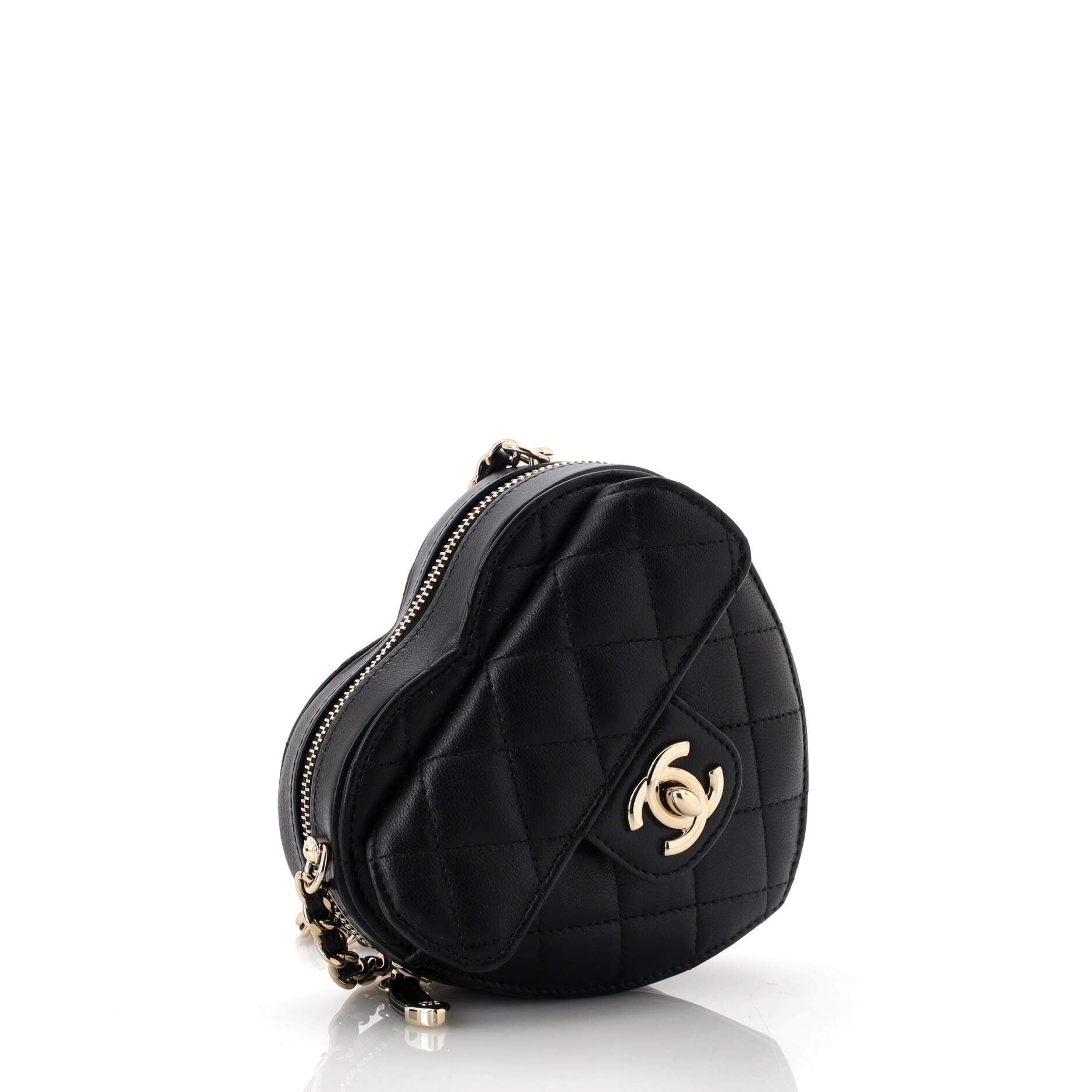 CC in Love Heart Clutch with Chain Quilted Lambskin