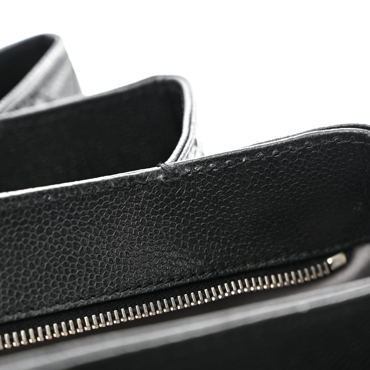 Caviar 31 CC Shoulder Bag Black