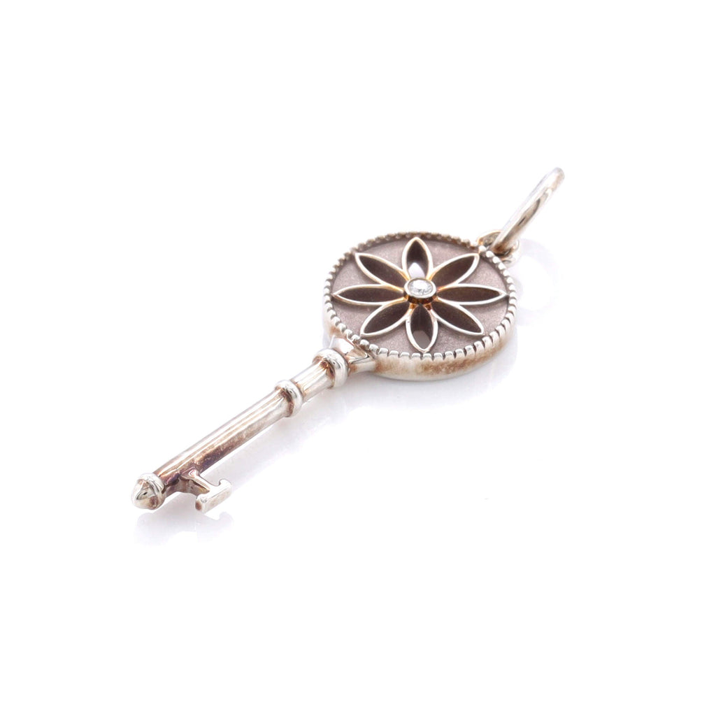Daisy Key Pendant Necklace Sterling Silver with Diamond Small
