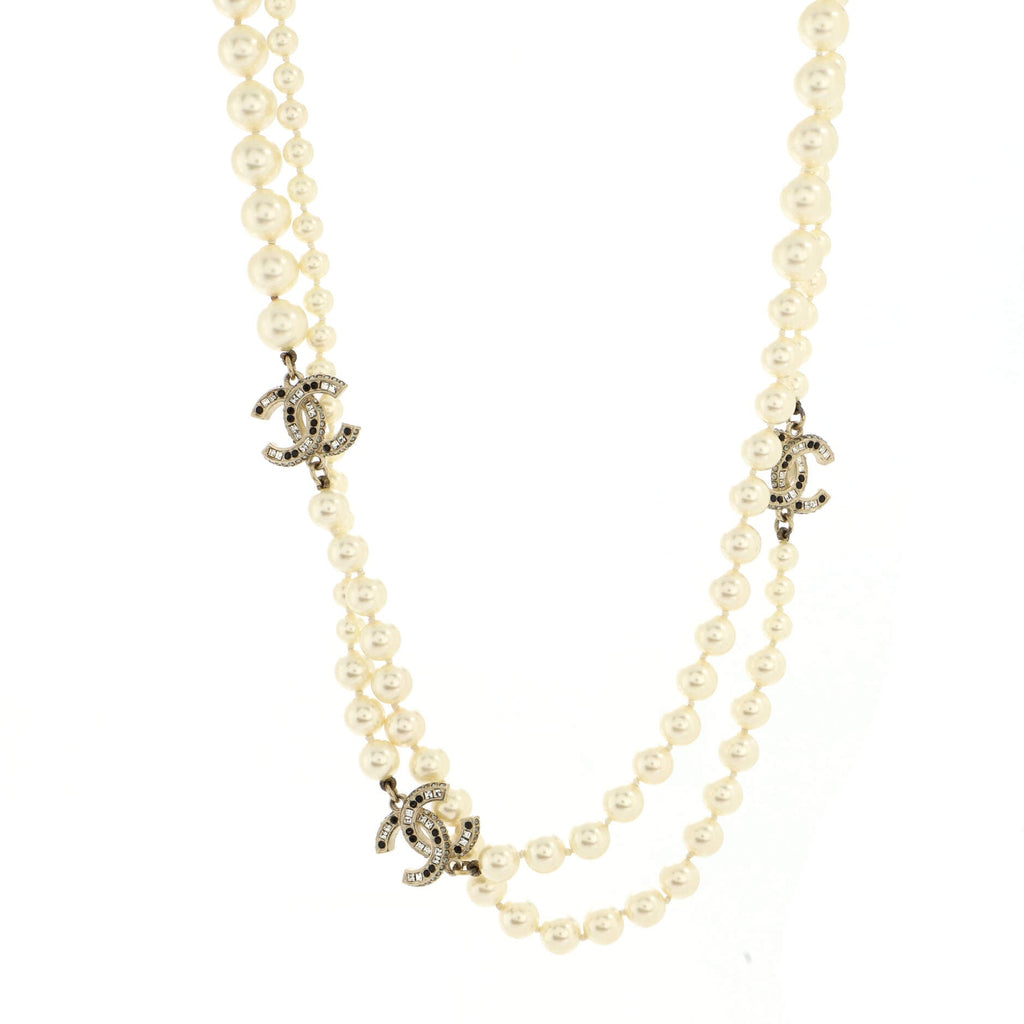 CC Station Short Necklace Faux Pearls and Metal with Crystals