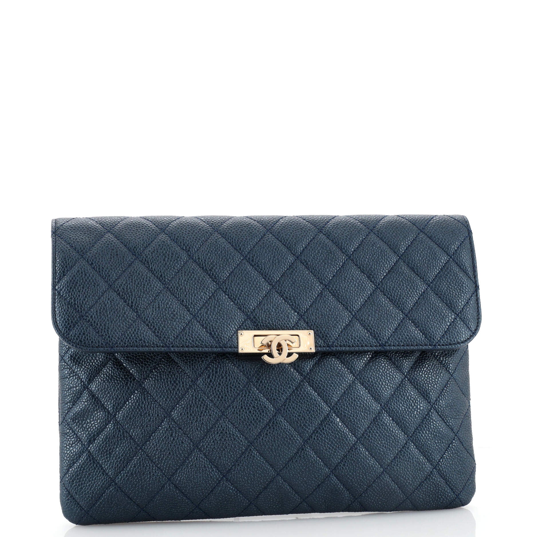 Golden Class O Case Clutch Quilted Caviar Medium