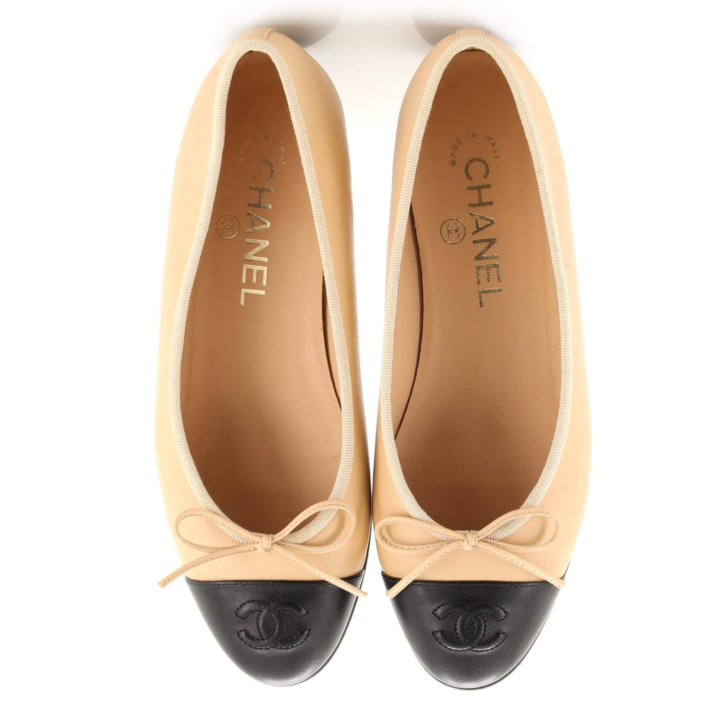 Women's CC Cap Toe Bow Ballerina Flats Leather