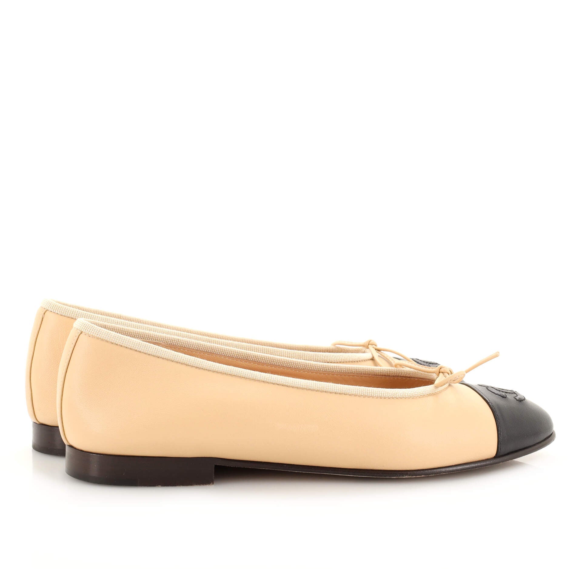Women's CC Cap Toe Bow Ballerina Flats Leather
