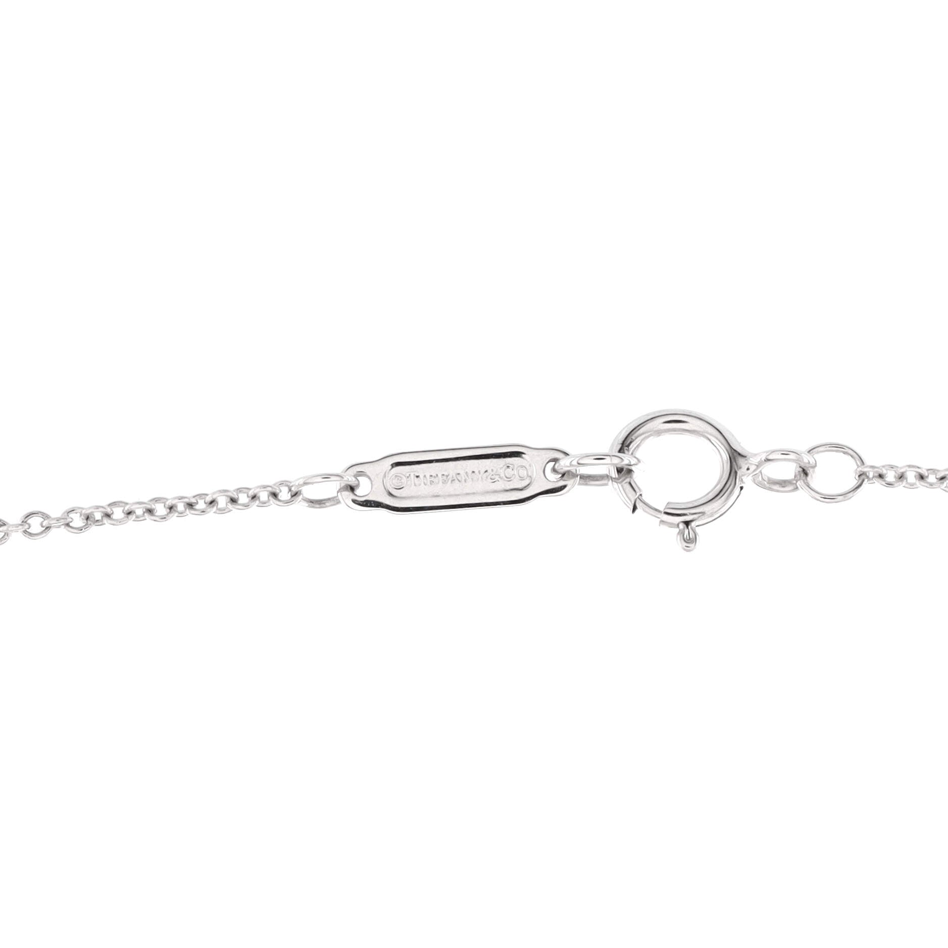 Cross Pendant Necklace 18K White Gold with Diamond