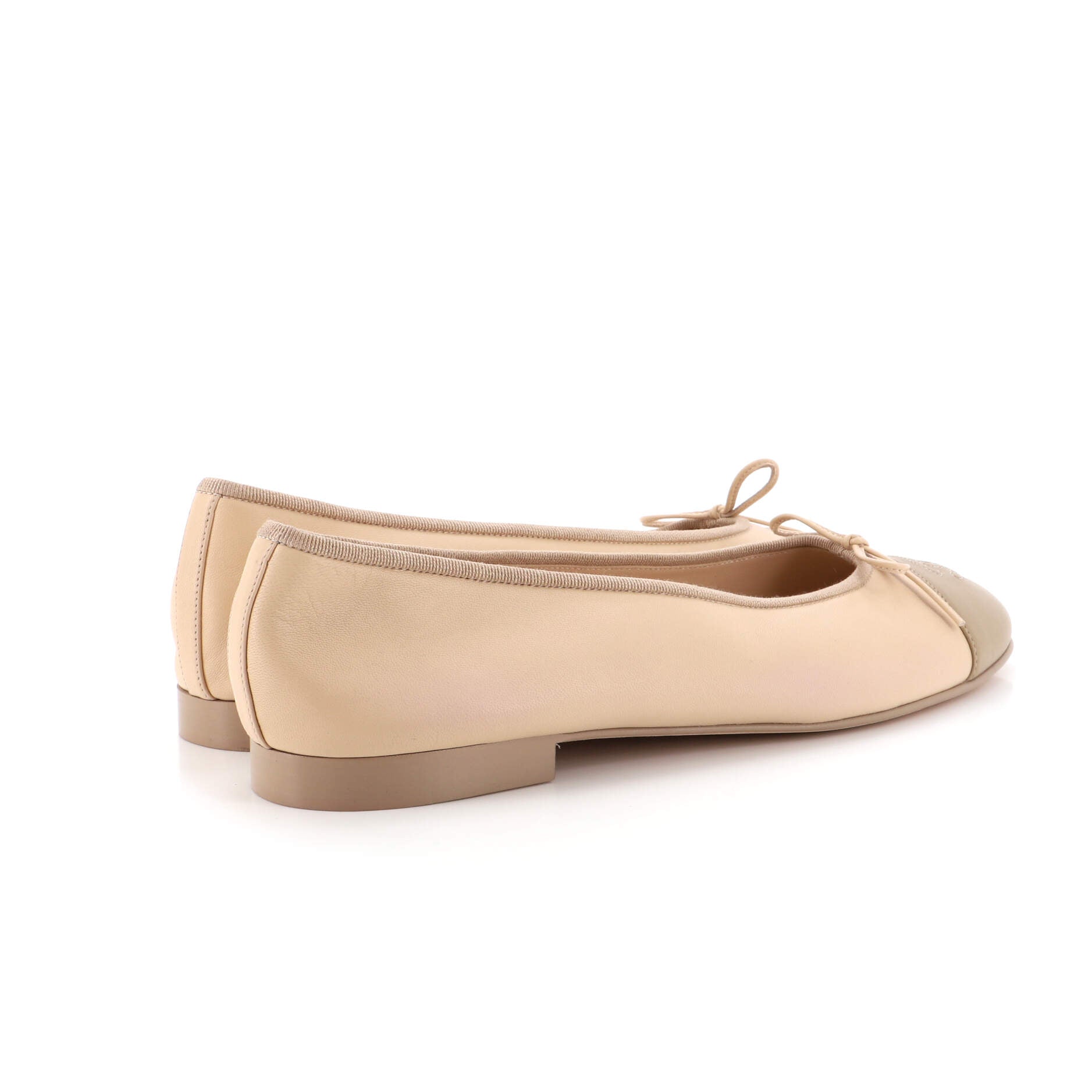 Women's CC Cap Toe Bow Ballerina Flats Leather and Patent
