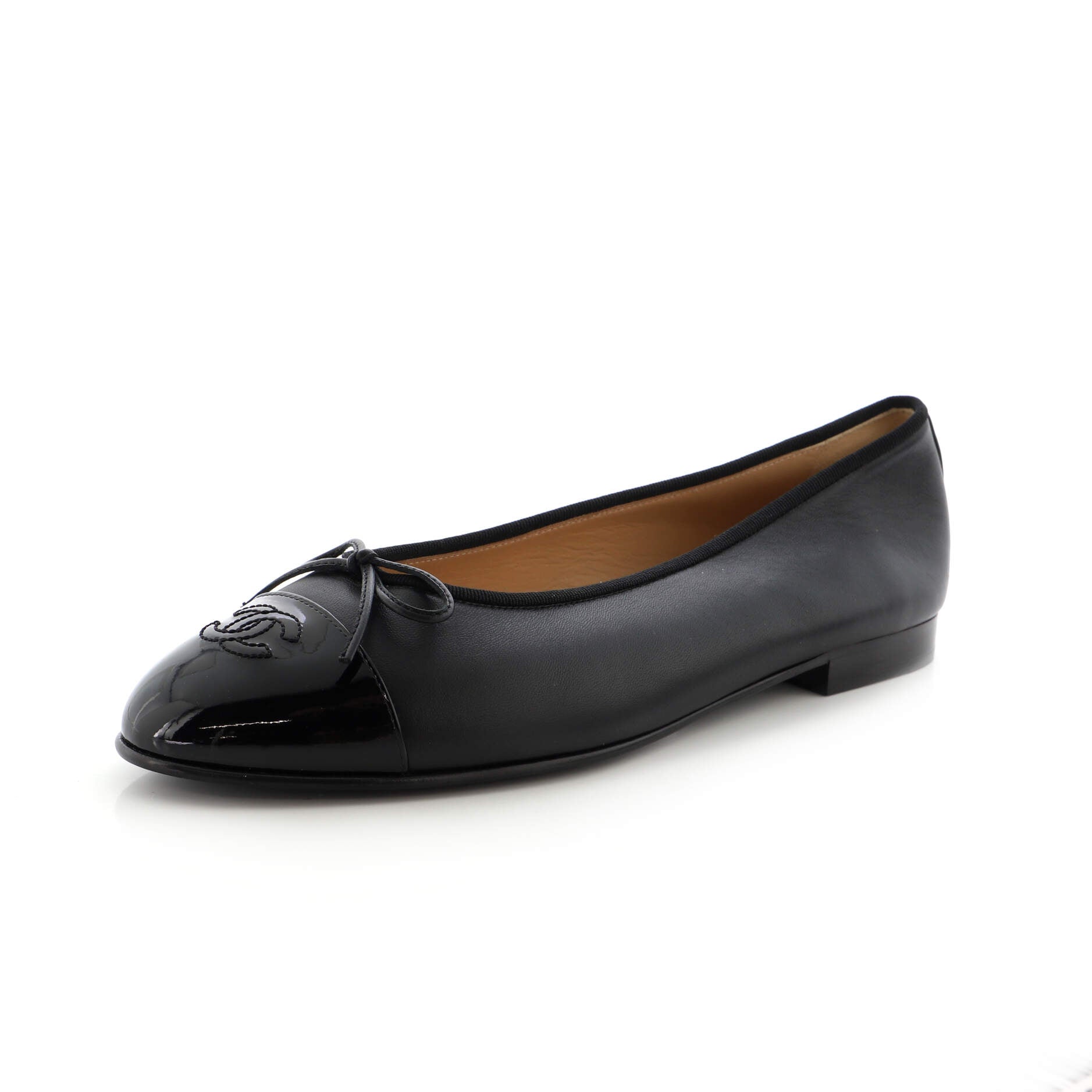 Women's CC Cap Toe Bow Ballerina Flats Leather and Patent