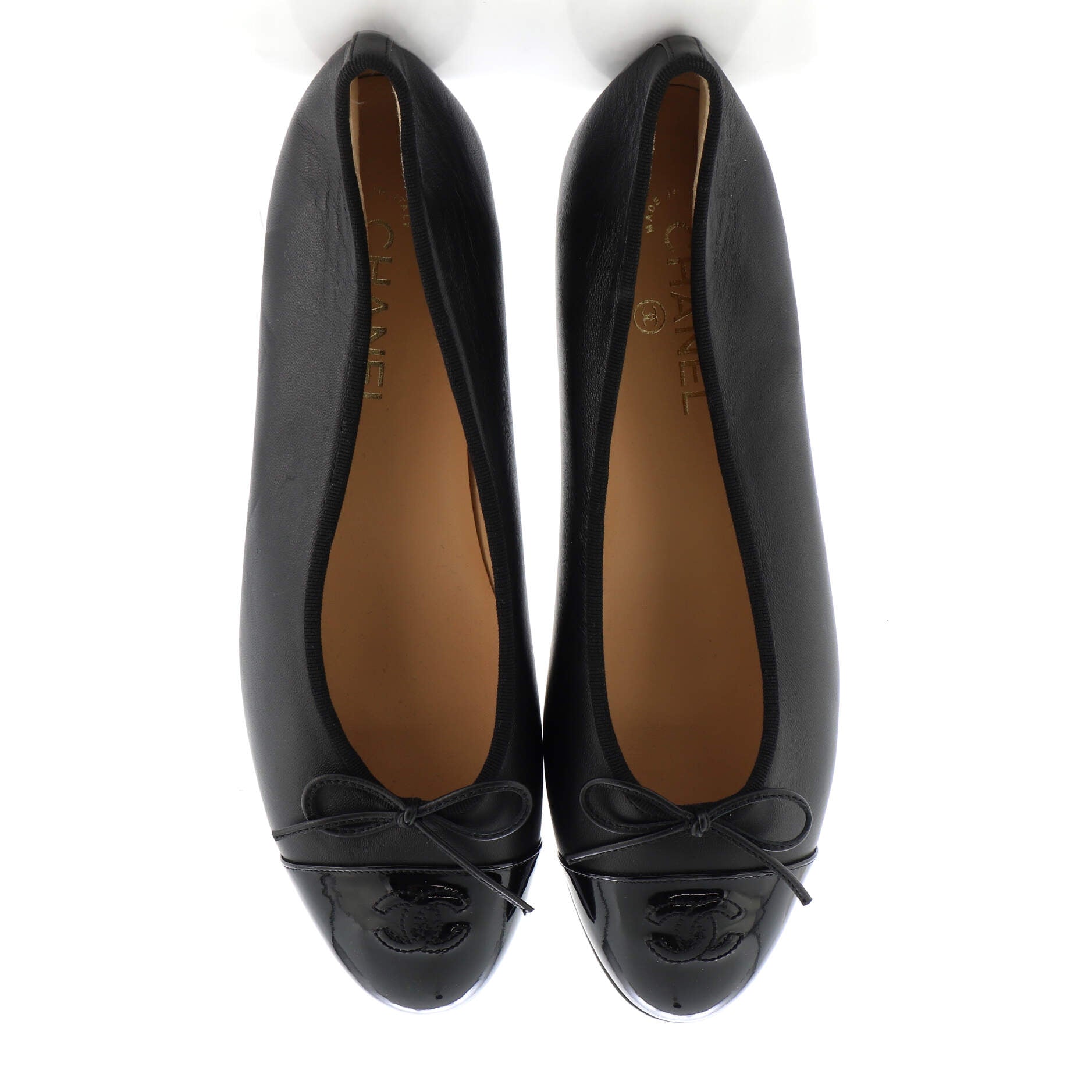 Women's CC Cap Toe Bow Ballerina Flats Leather and Patent