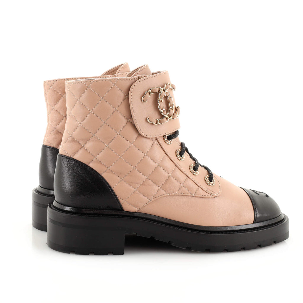 Women's Chain CC Cap Toe Lace Up Combat Boots Quilted Leather