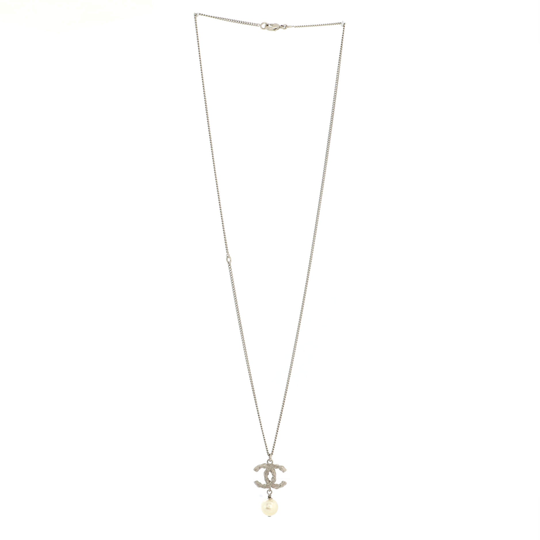 Twisted CC Pendant Necklace Metal with Crystals and Faux Pearl