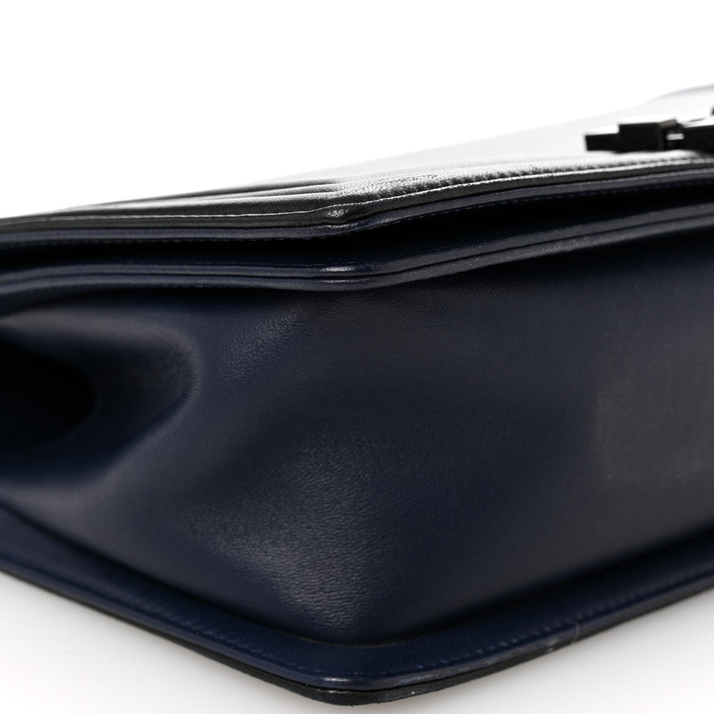 Calfskin Medium Bi-Color Boy Flap Black Dark Navy