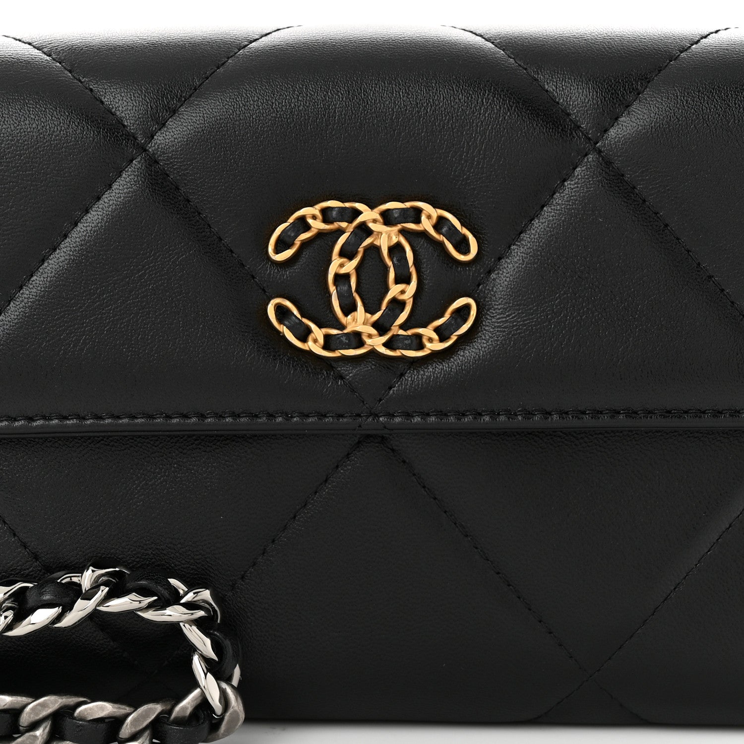 Lambskin Quilted Chanel 19 Flap Clutch Black