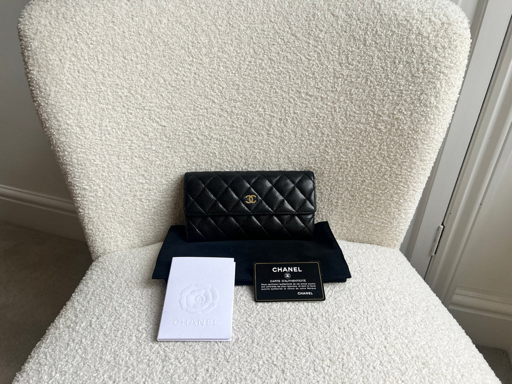 Chanel Black Caviar Flap Wallet with gold Hardware
