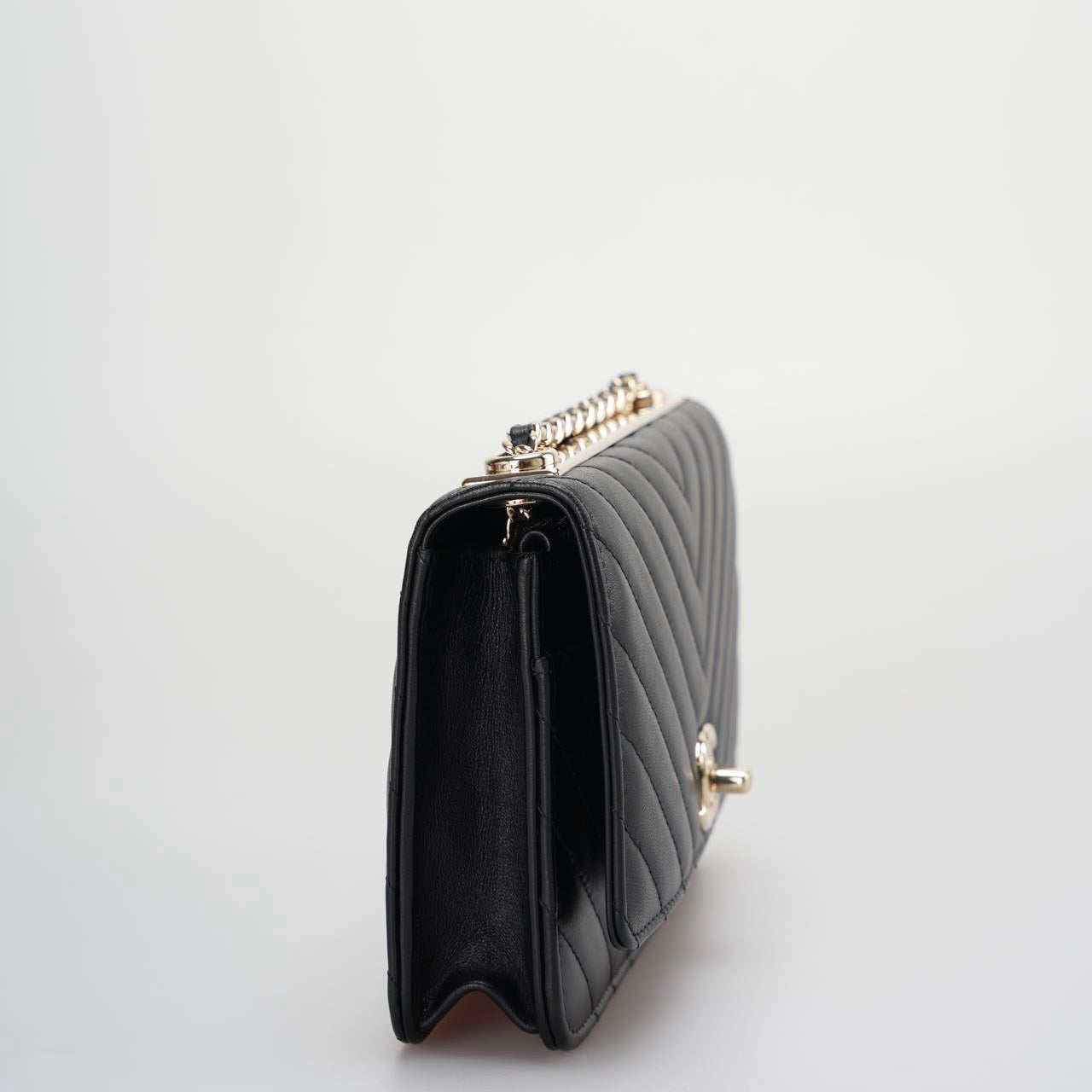 Chanel Lambskin Chevron Quilted Trendy CC Wallet On Chain Woc In Black