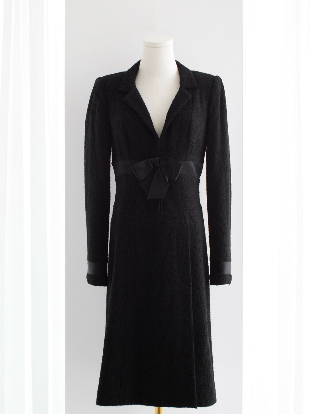 Chanel Haute Couture S/S 2001 LBD Black Bow Mini Dress