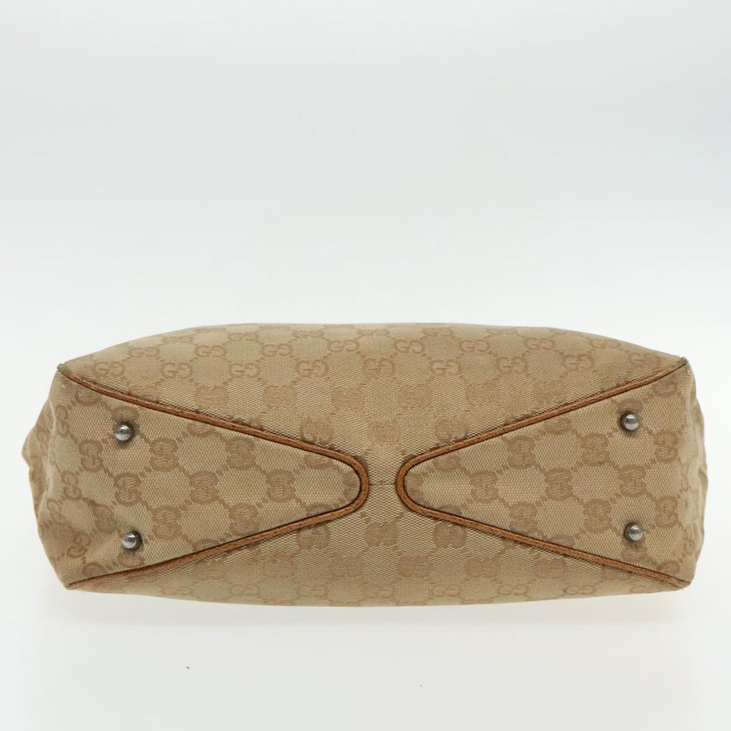 Gucci --