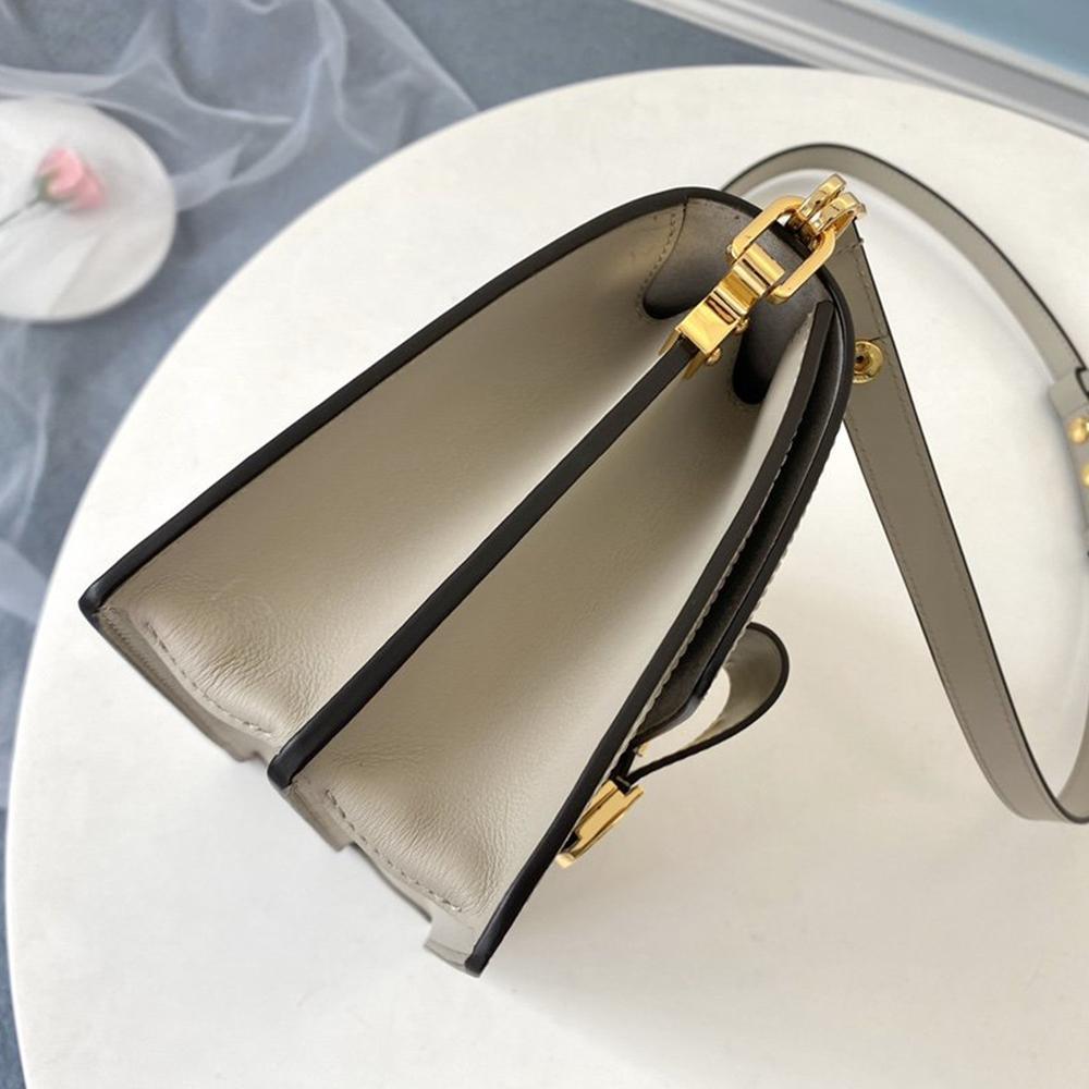 LV DAUPHINE MM