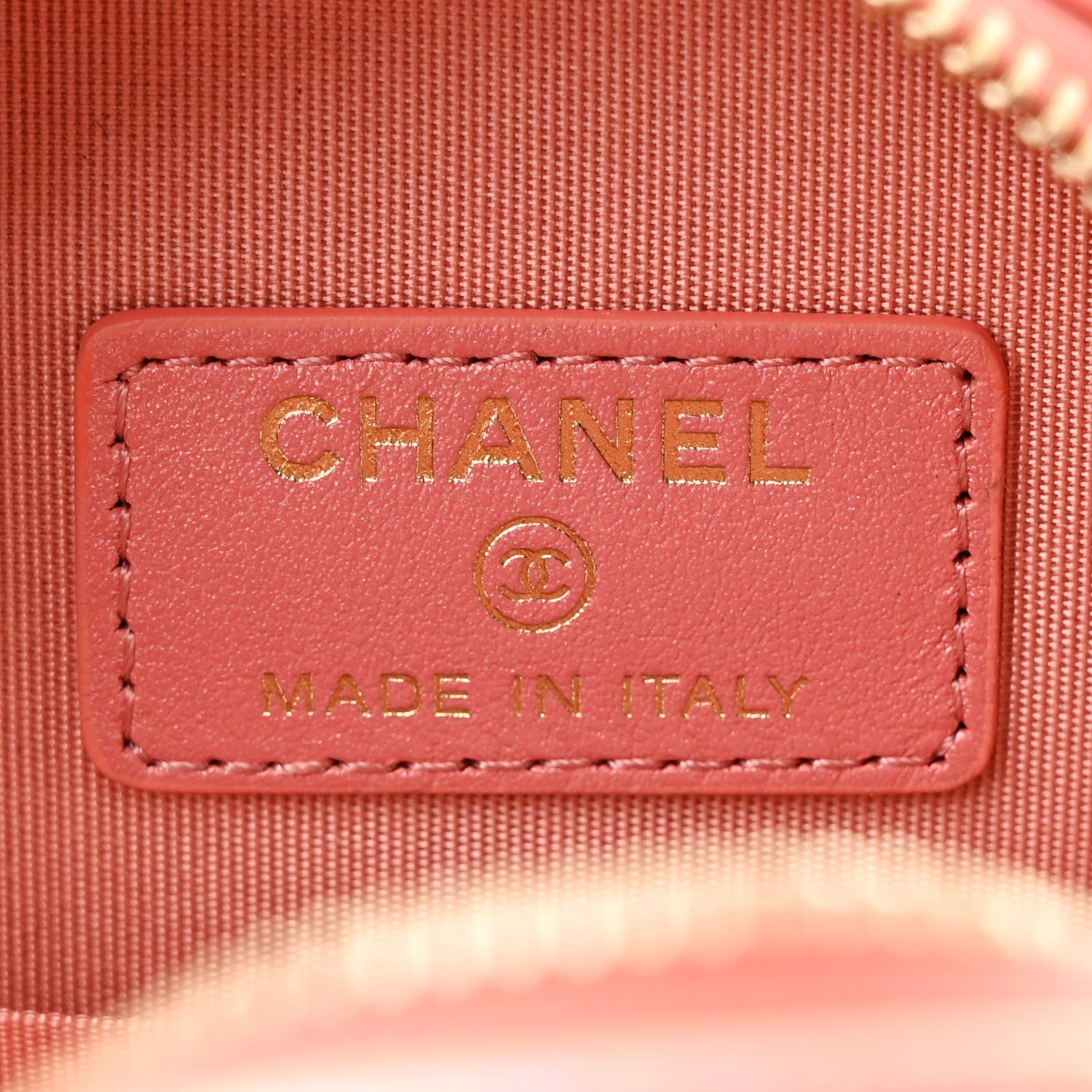 Iridescent Calfskin Quilted Chanel 19 Round Clutch With Chain Pink