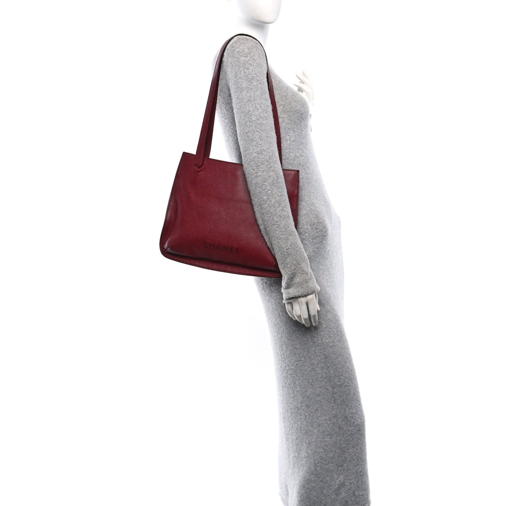 Caviar Shoulder Bag Burgundy