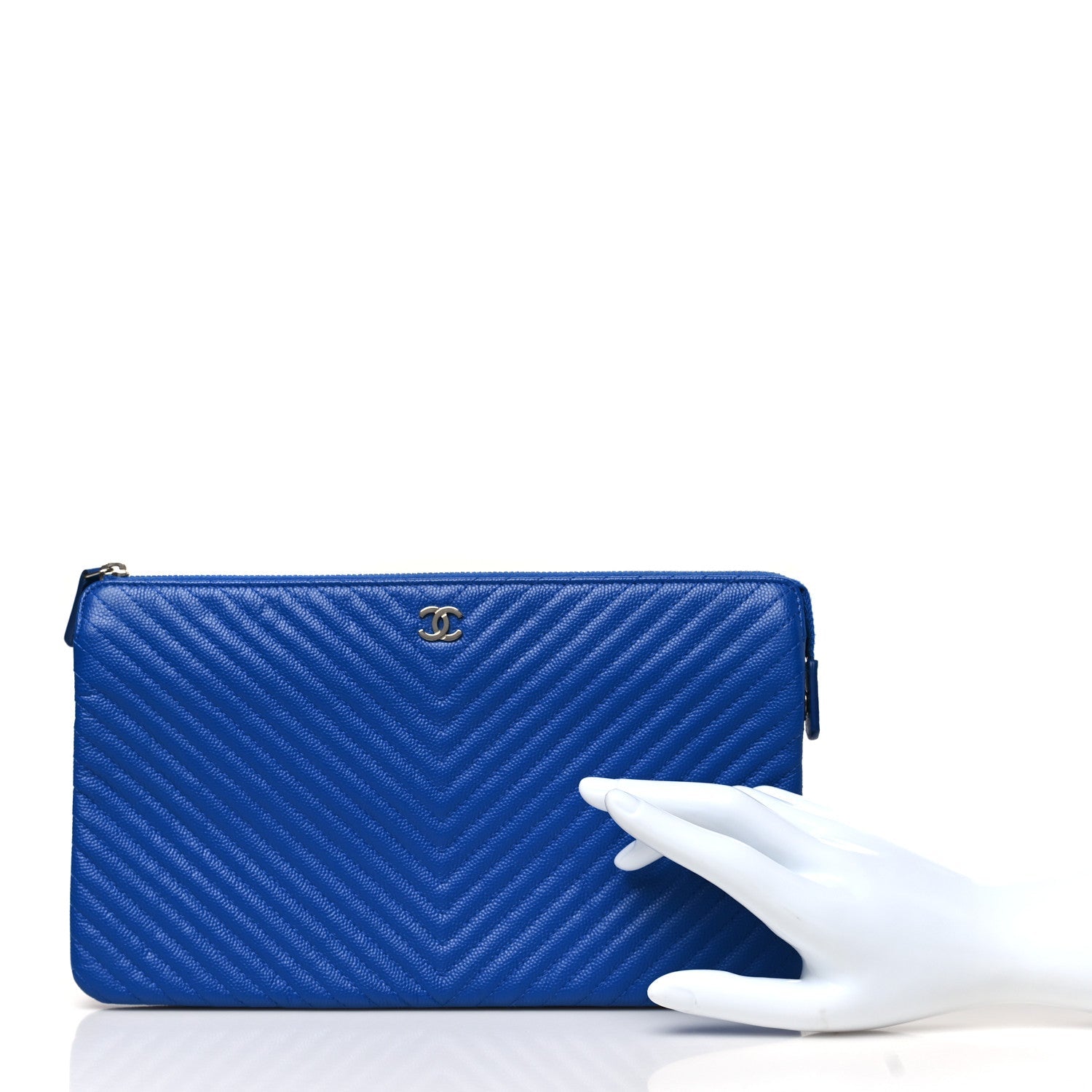 Caviar Chevron Quilted Small Zipped Pouch Blue