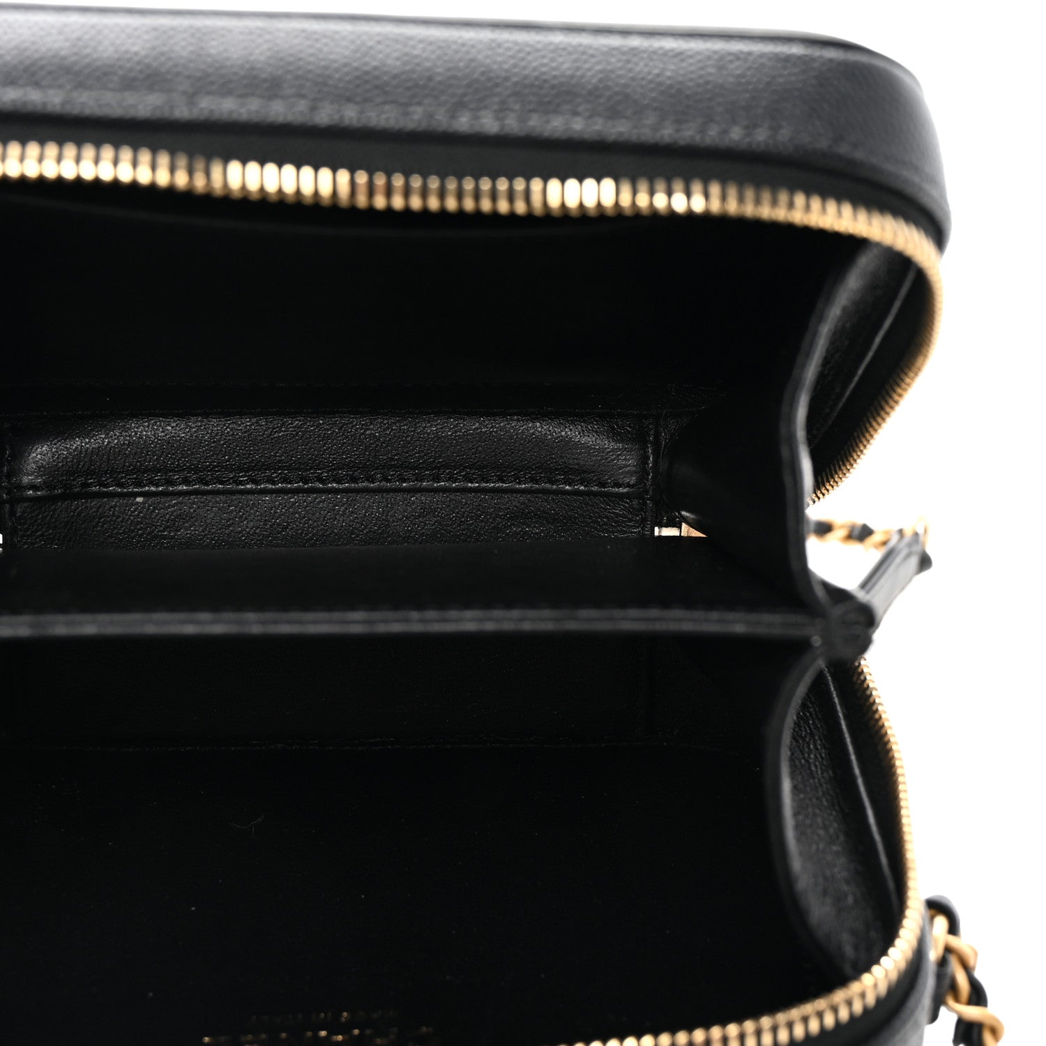 Caviar Quilted Small CC Filigree Vanity Case Black