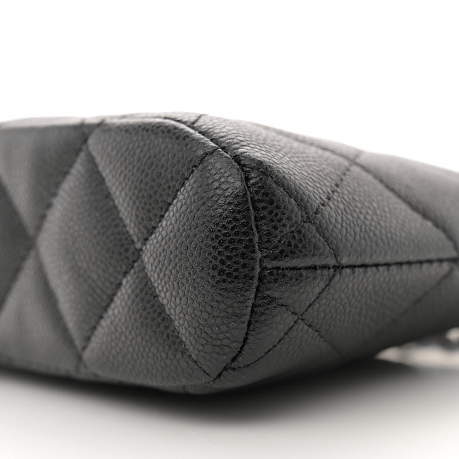 Caviar Quilted Classic Clutch with Chain Black