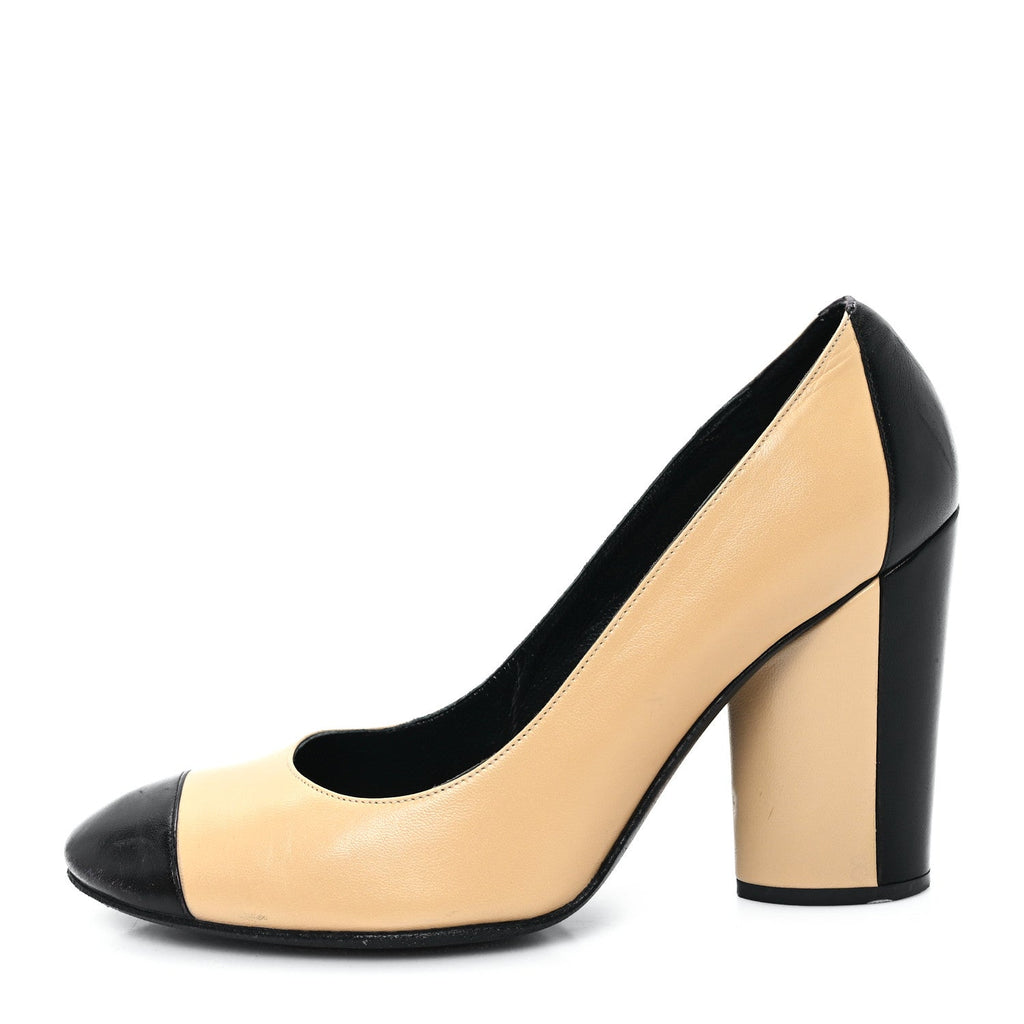 Lambskin Cap Toe CC Pumps 38 Beige Black