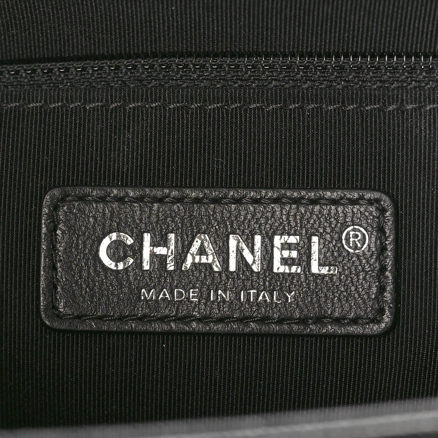 Caviar Quilted Large Boy Flap Black