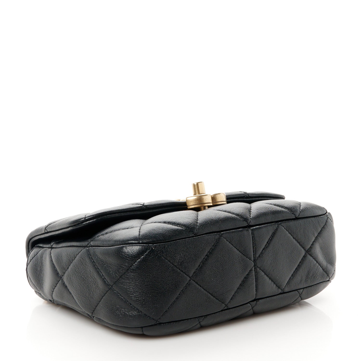 Lambskin Quilted Mini Lacquered Chain Flap Black