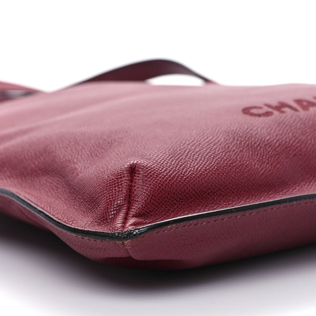Caviar Shoulder Bag Burgundy