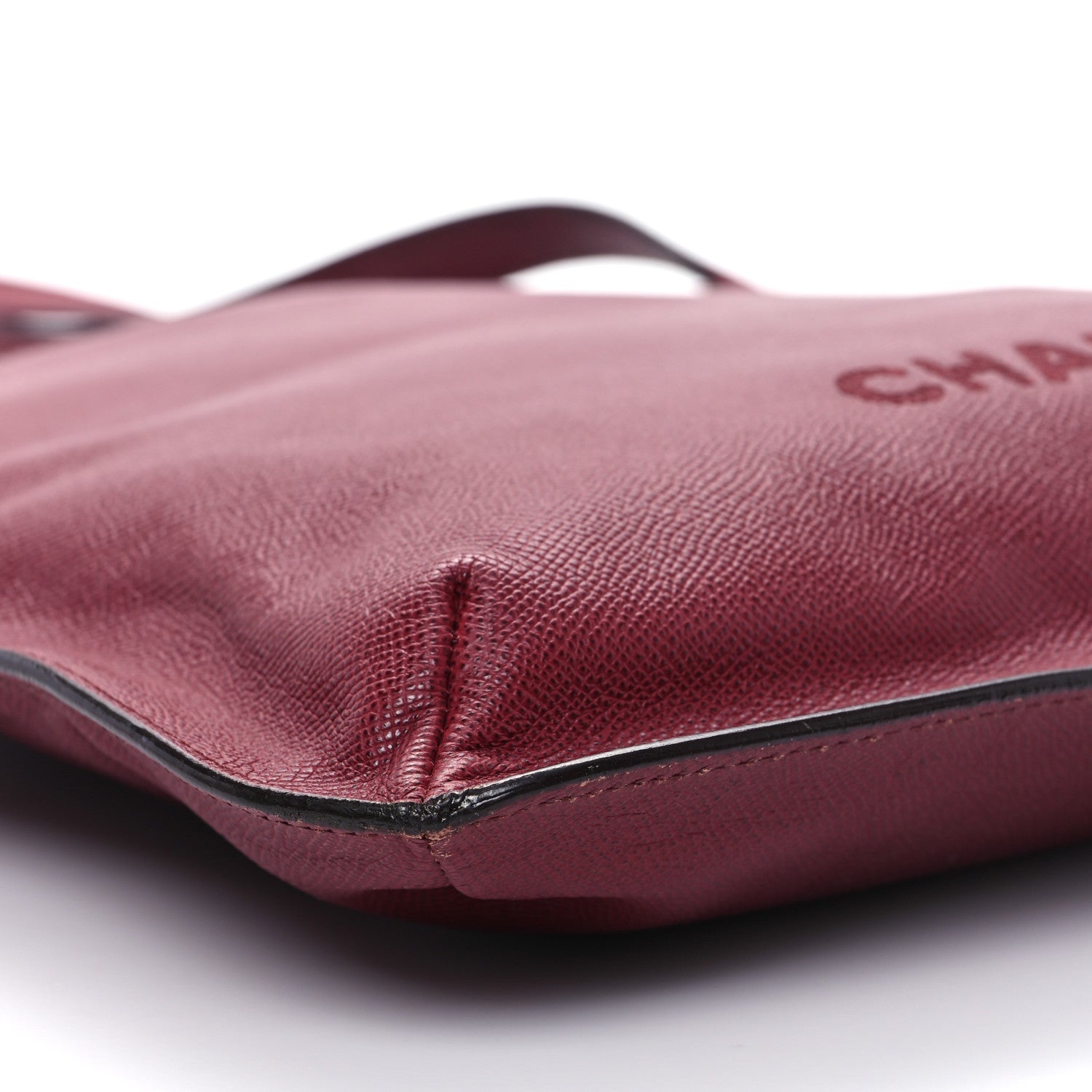Caviar Shoulder Bag Burgundy