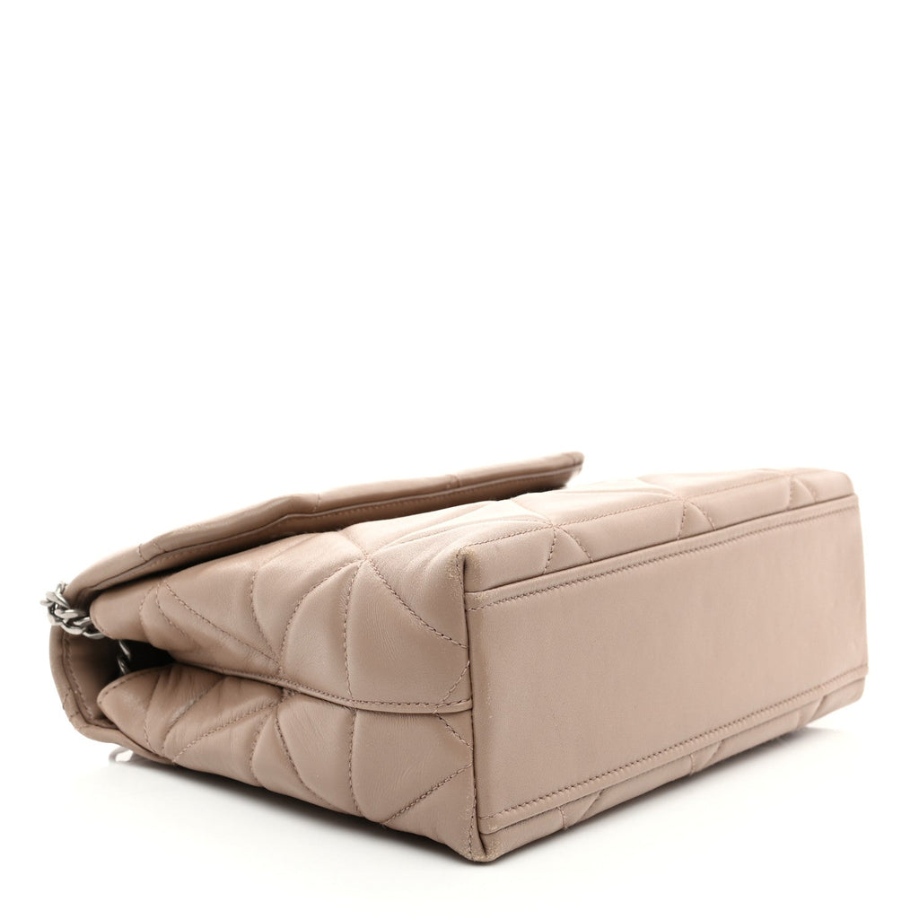 Nappa Triangle Stitched Large Spectrum Bag Cipria