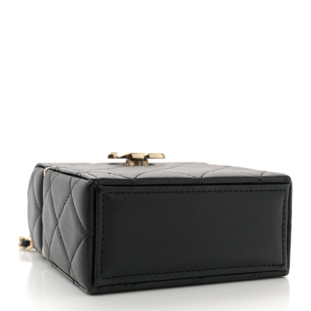 Lambskin Quilted Small Box With Chain Black
