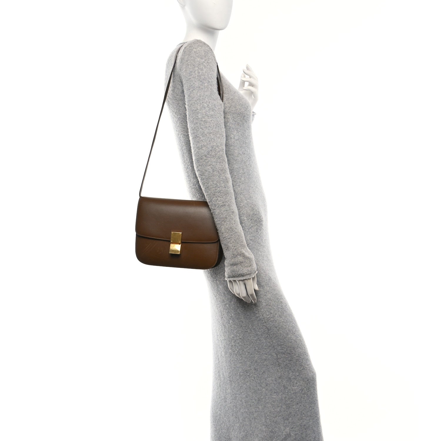Smooth Calfskin Medium Classic Box Flap Bag Camel