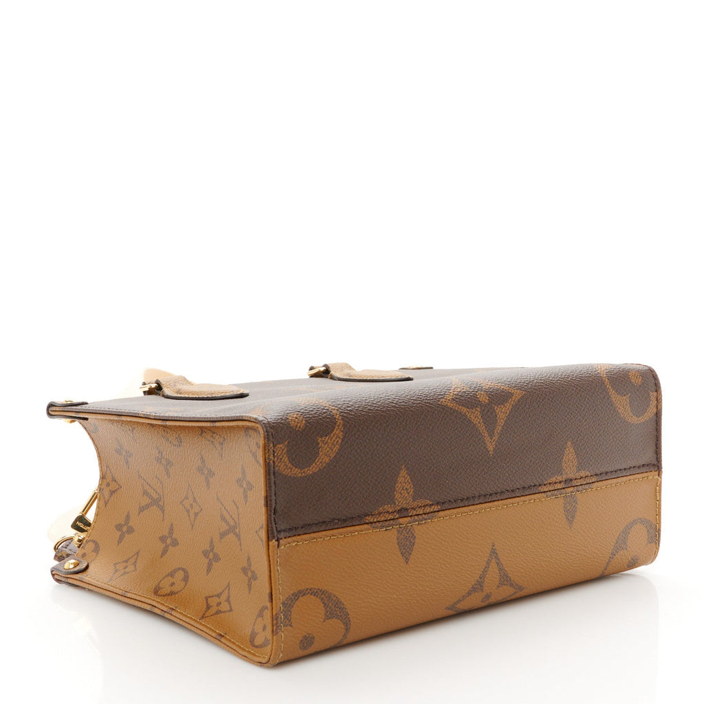 Reverse Monogram Giant Onthego PM
