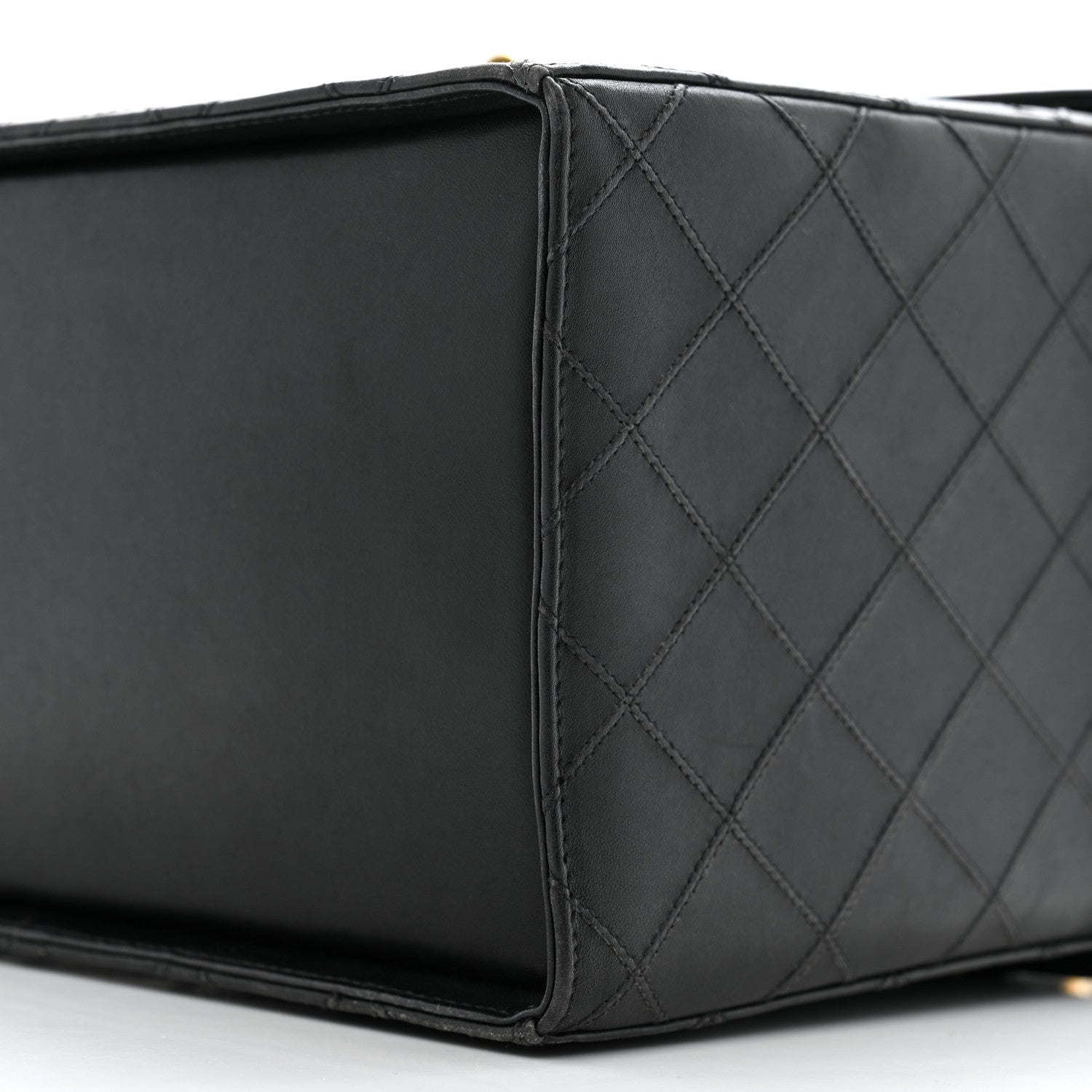 Calfskin Stitch Vanity Case Black