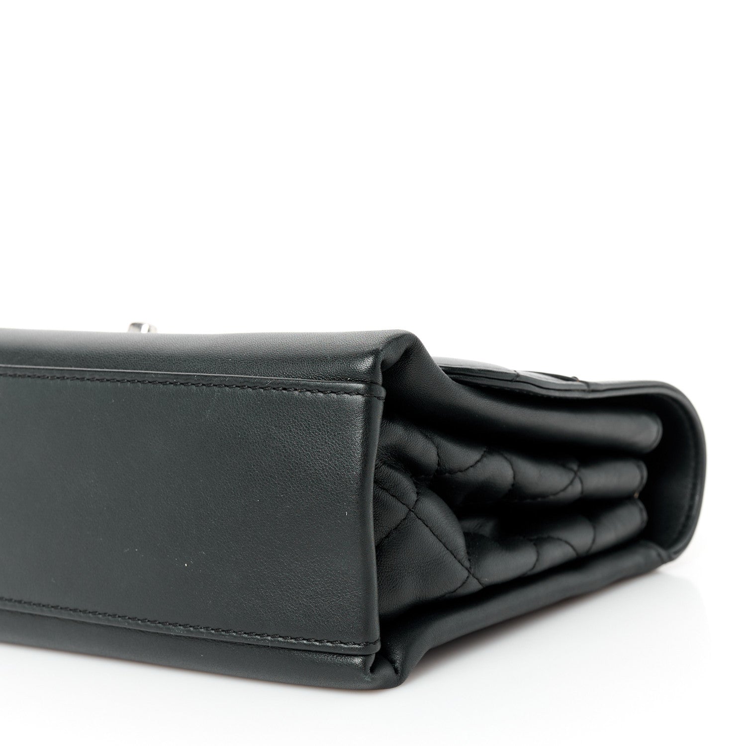 Calfskin Small Tramezzo Flap Black