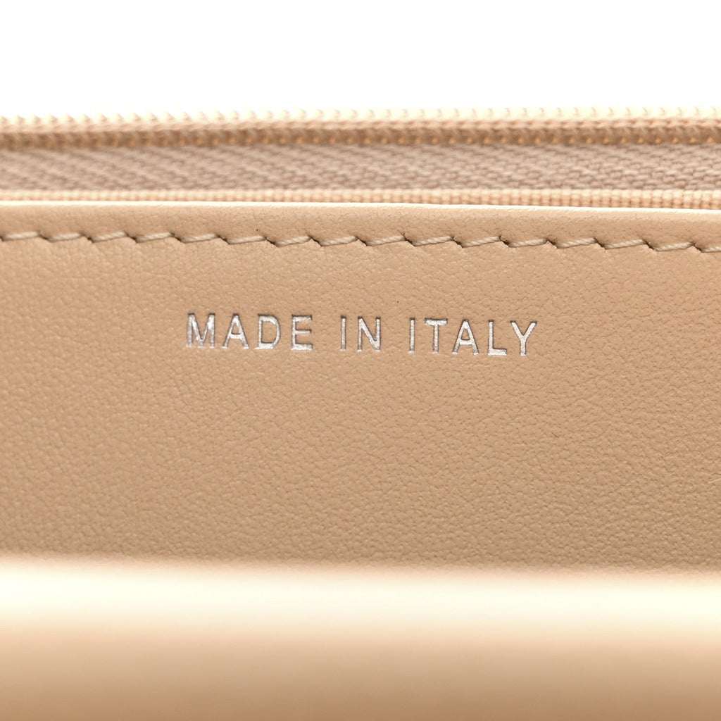 Caviar Quilted Wallet on Chain WOC Beige