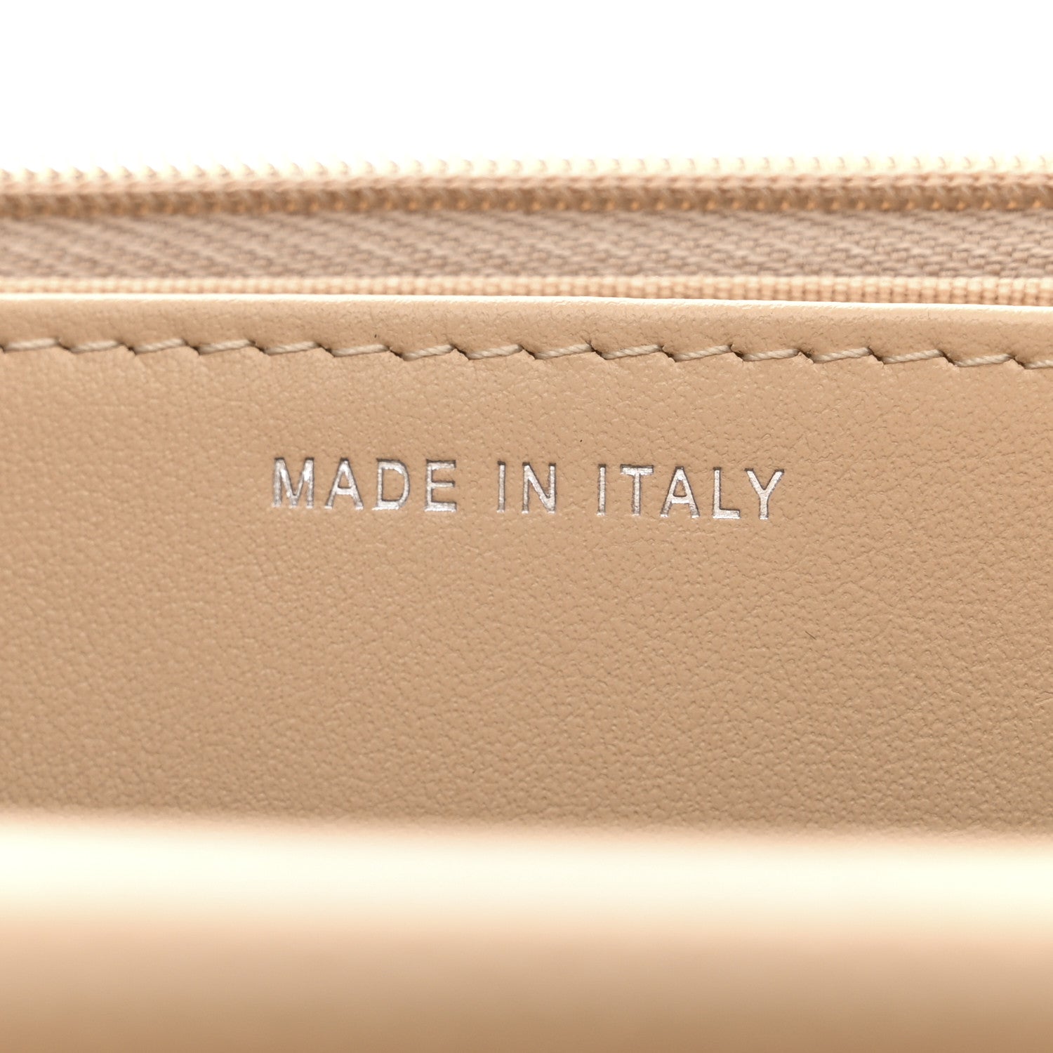 Caviar Quilted Wallet on Chain WOC Beige