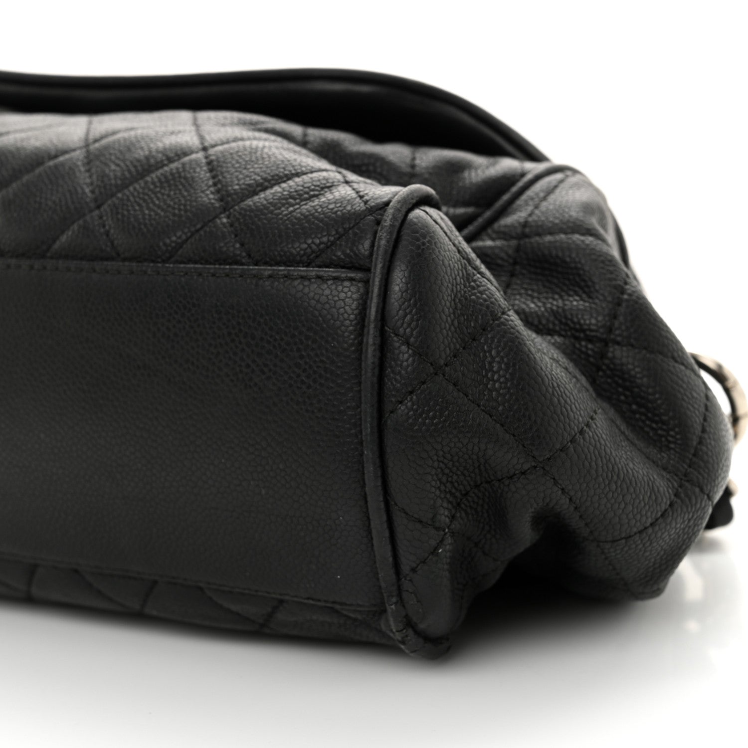 Caviar Quilted Timeless Accordion Flap Black
