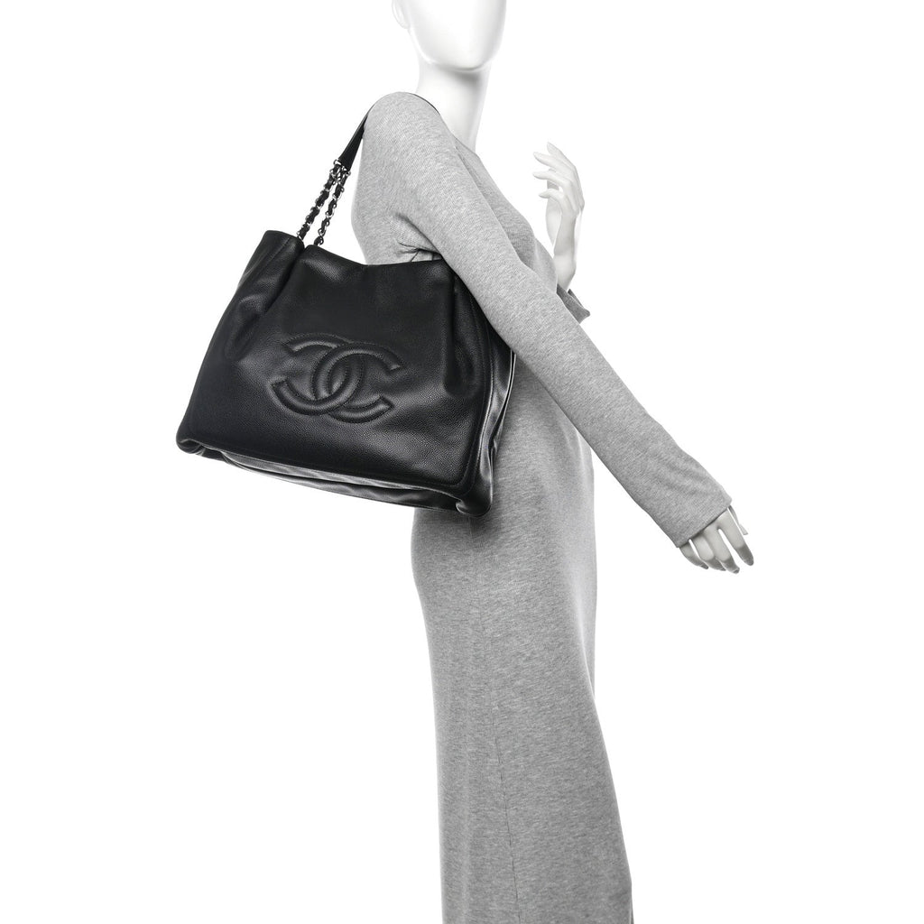 Caviar Timeless CC Shoulder Bag Black