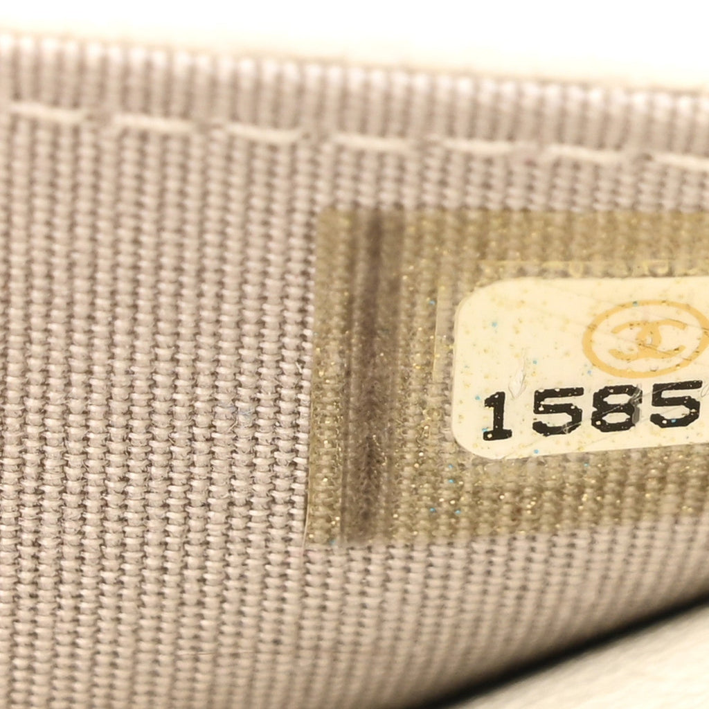 Metallic Caviar Sevruga Wallet on Chain WOC White