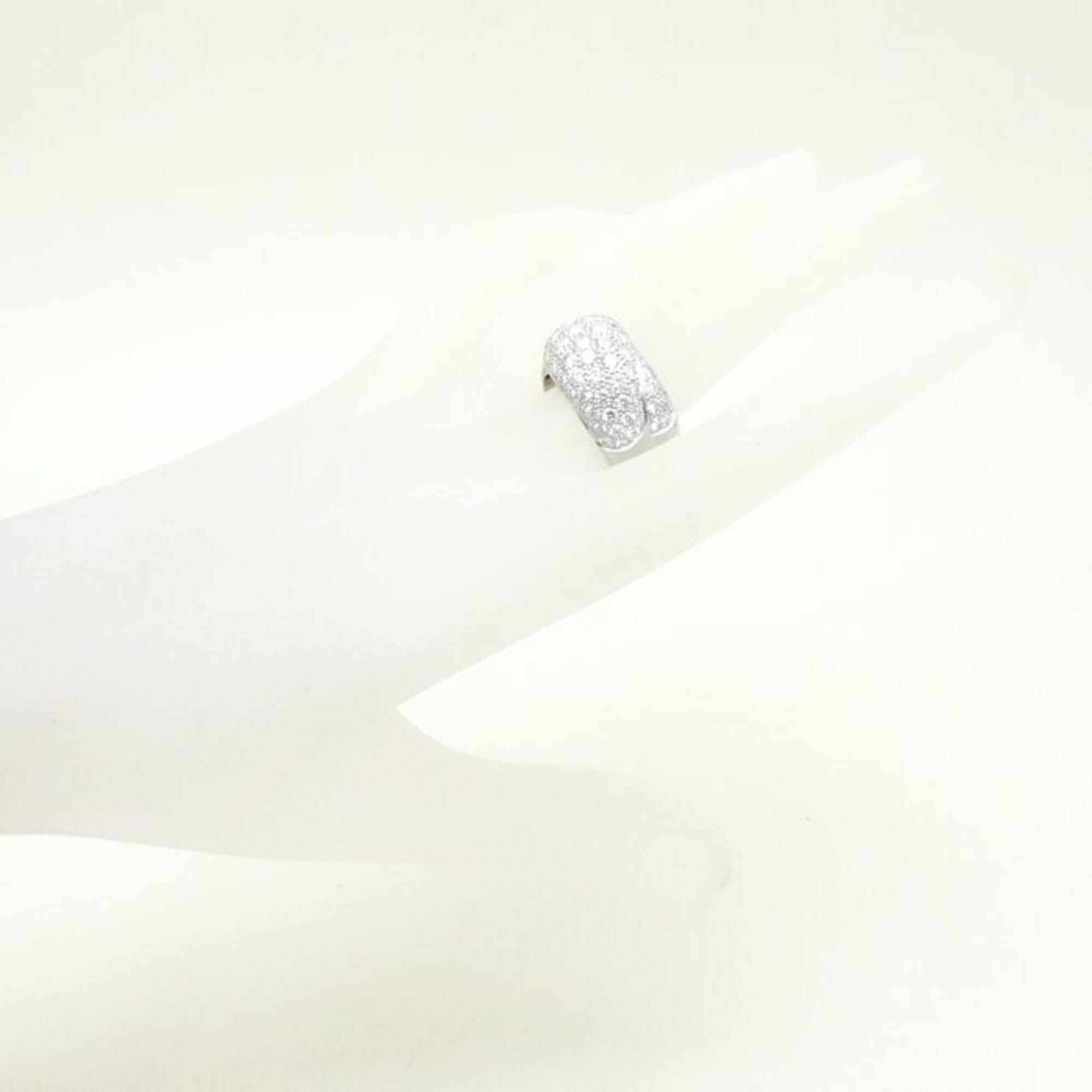Pavé Diamond Ring 18K White Gold