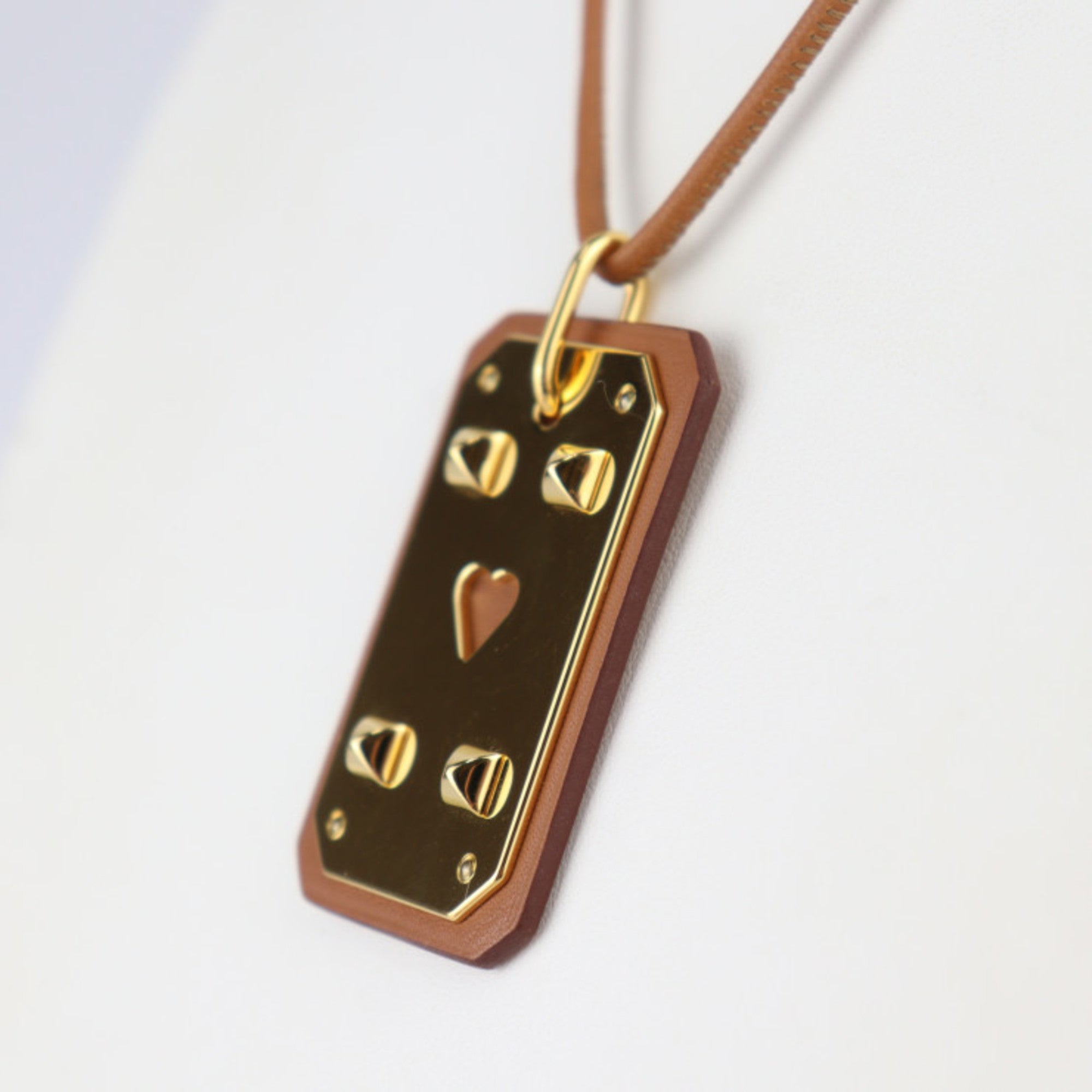 Pendant Necklace Swift Leather Brown and Gold