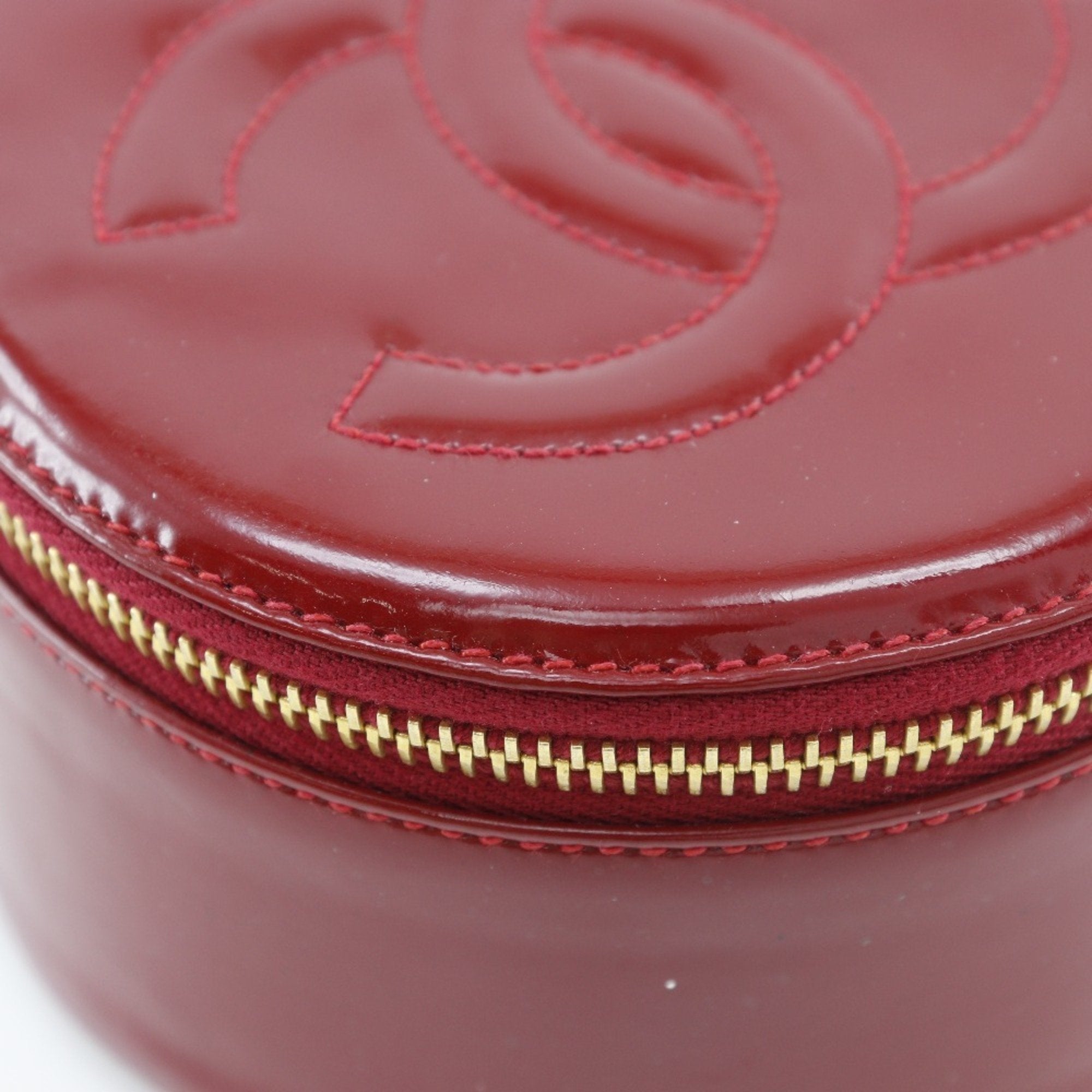 Round as Earth Crossbody Bag Patent