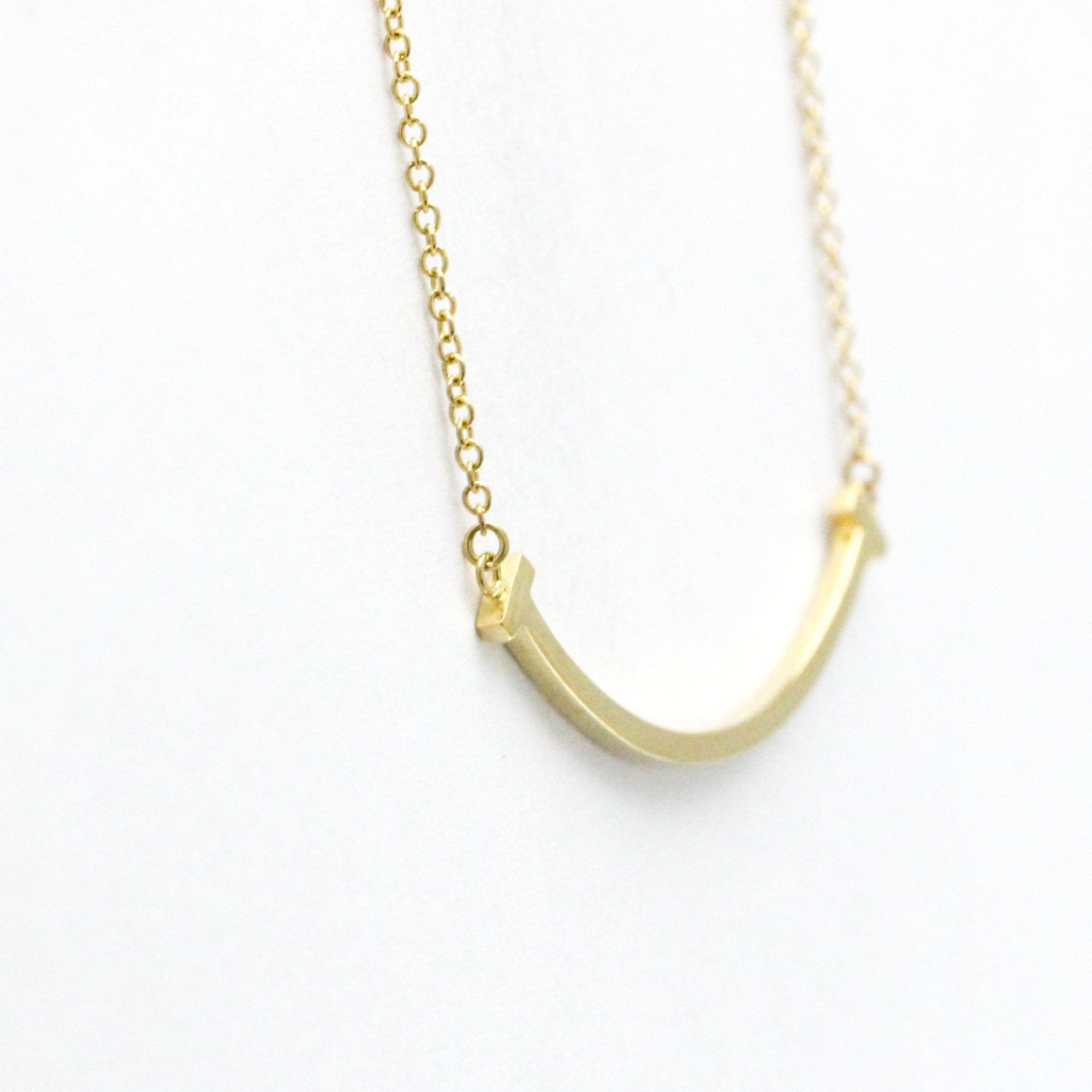 T Smile Pendant Necklace 18K Yellow Gold