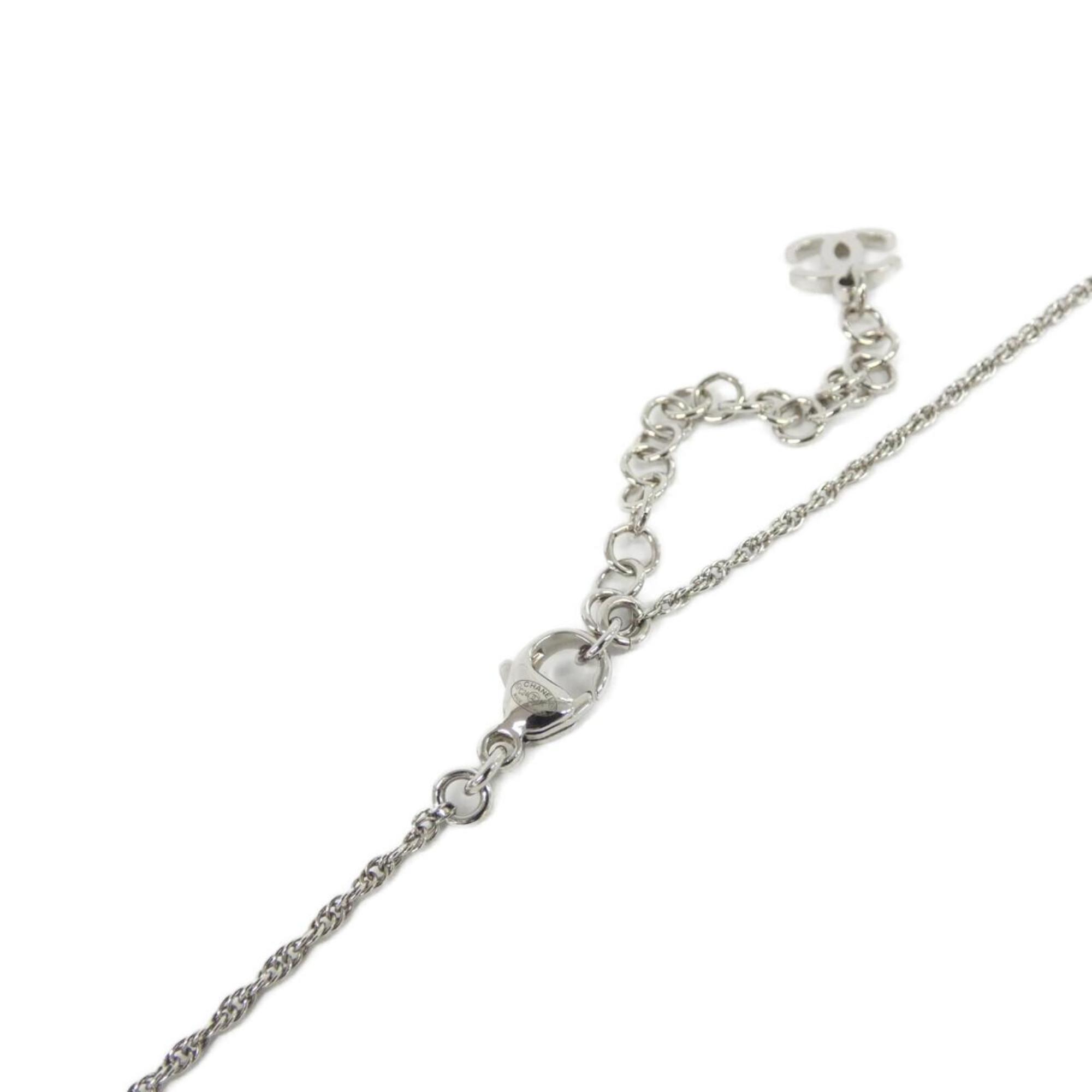 Pendant Necklace Metal Black and Silver