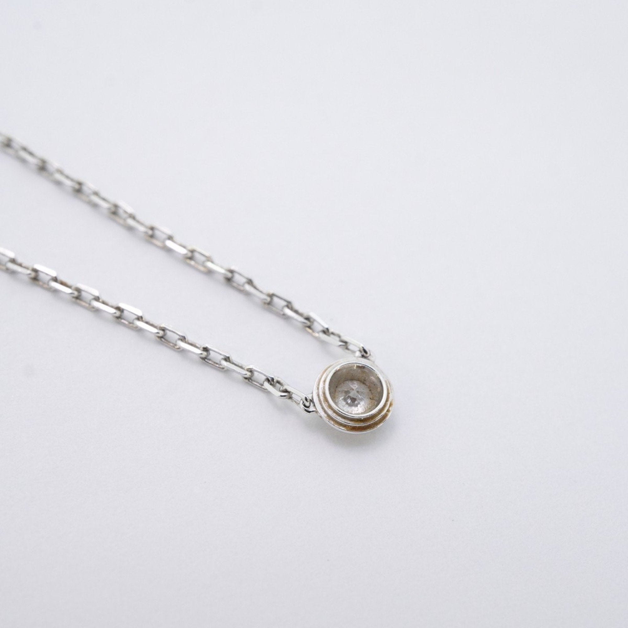 Pendant Necklace 18K White Gold Small with Diamond