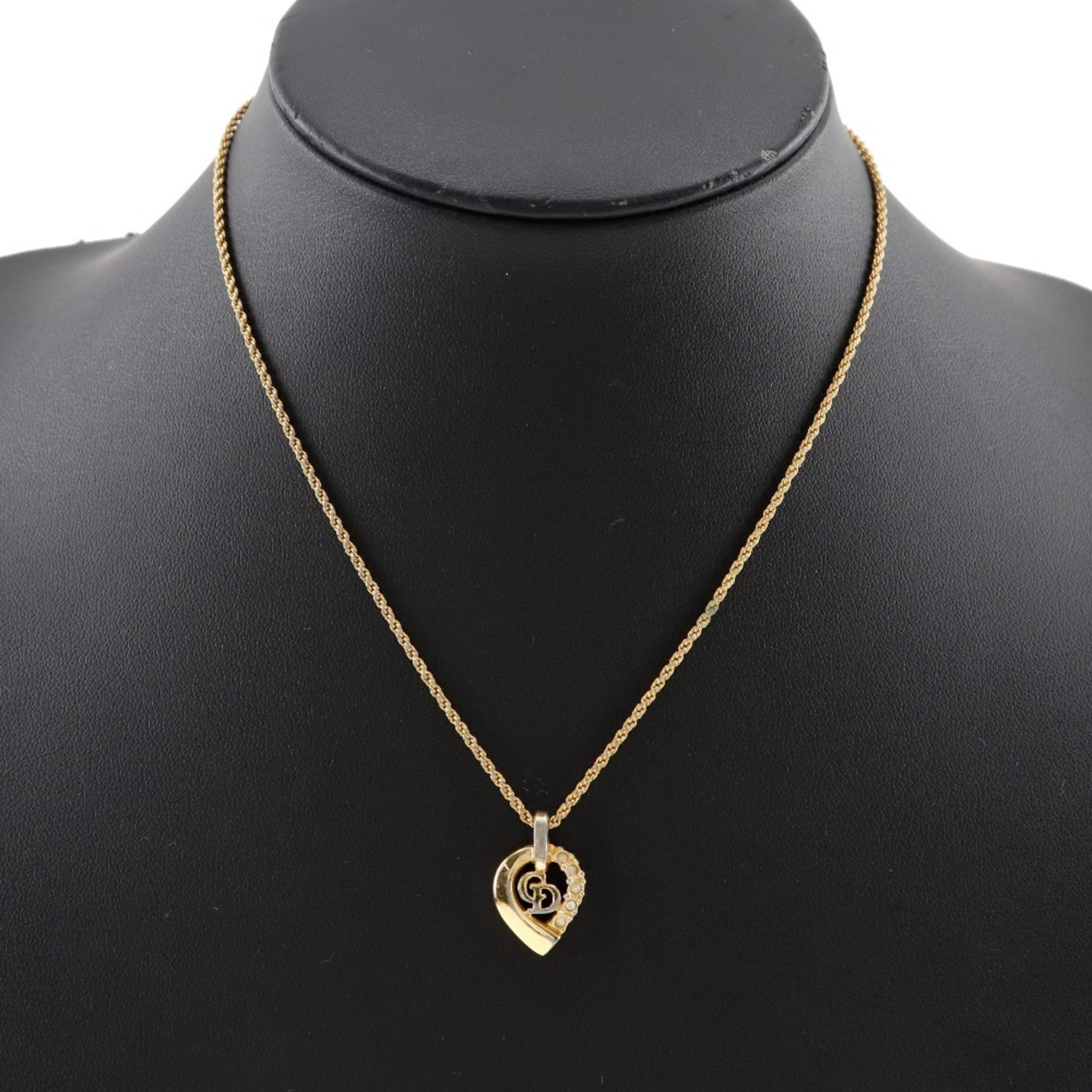 Pendant Necklace Gold Plated