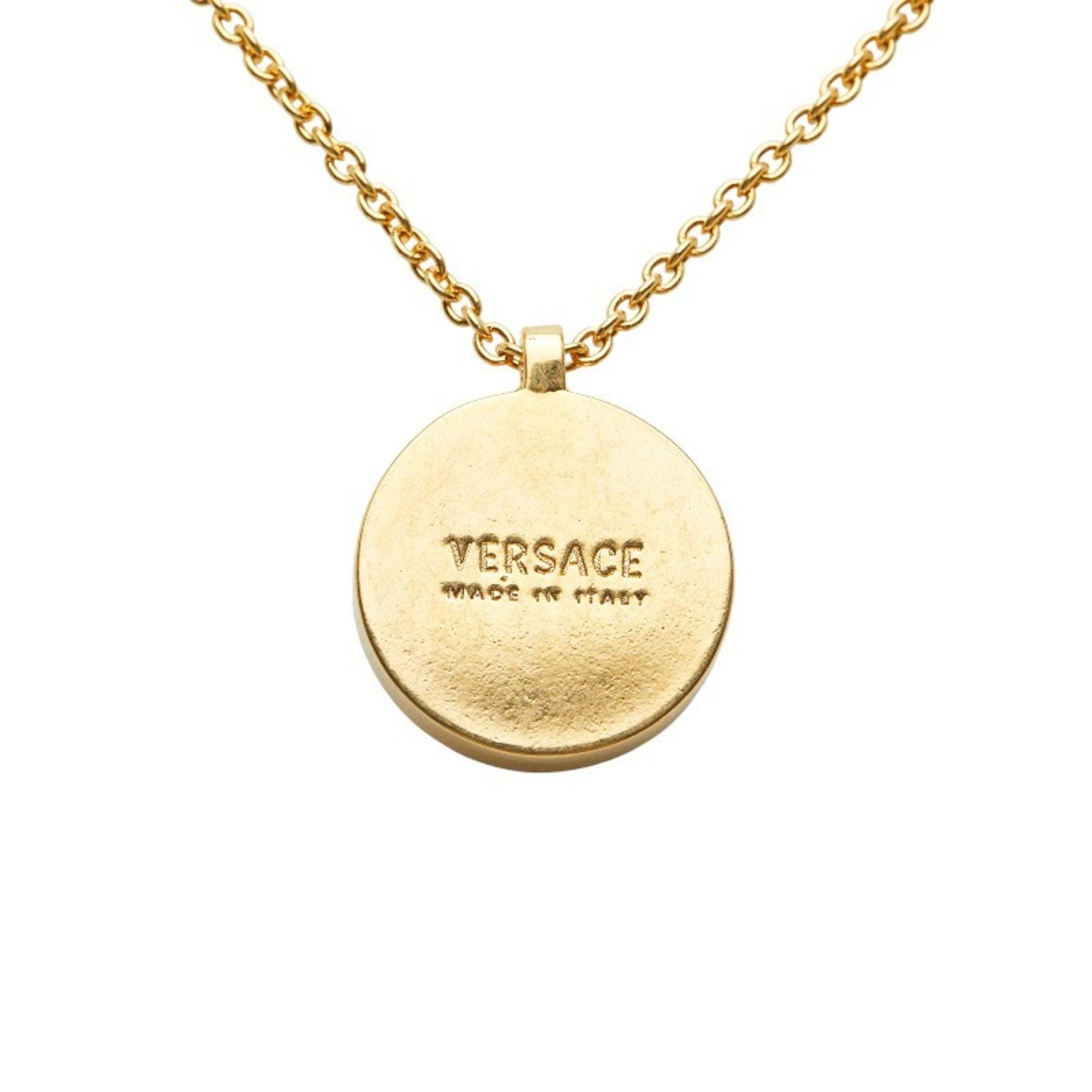 Medusa Pendant Necklace Gold