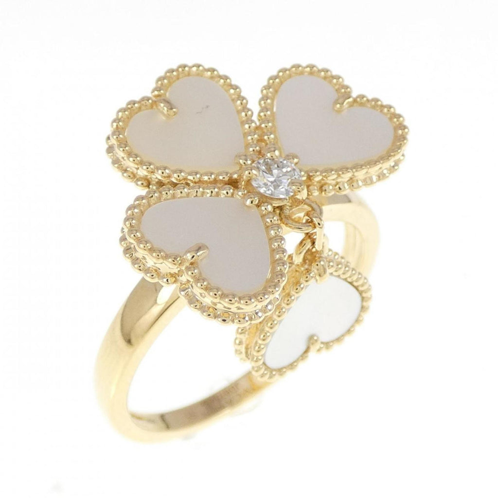 Sweet Alhambra Ring and Mother of Pearl